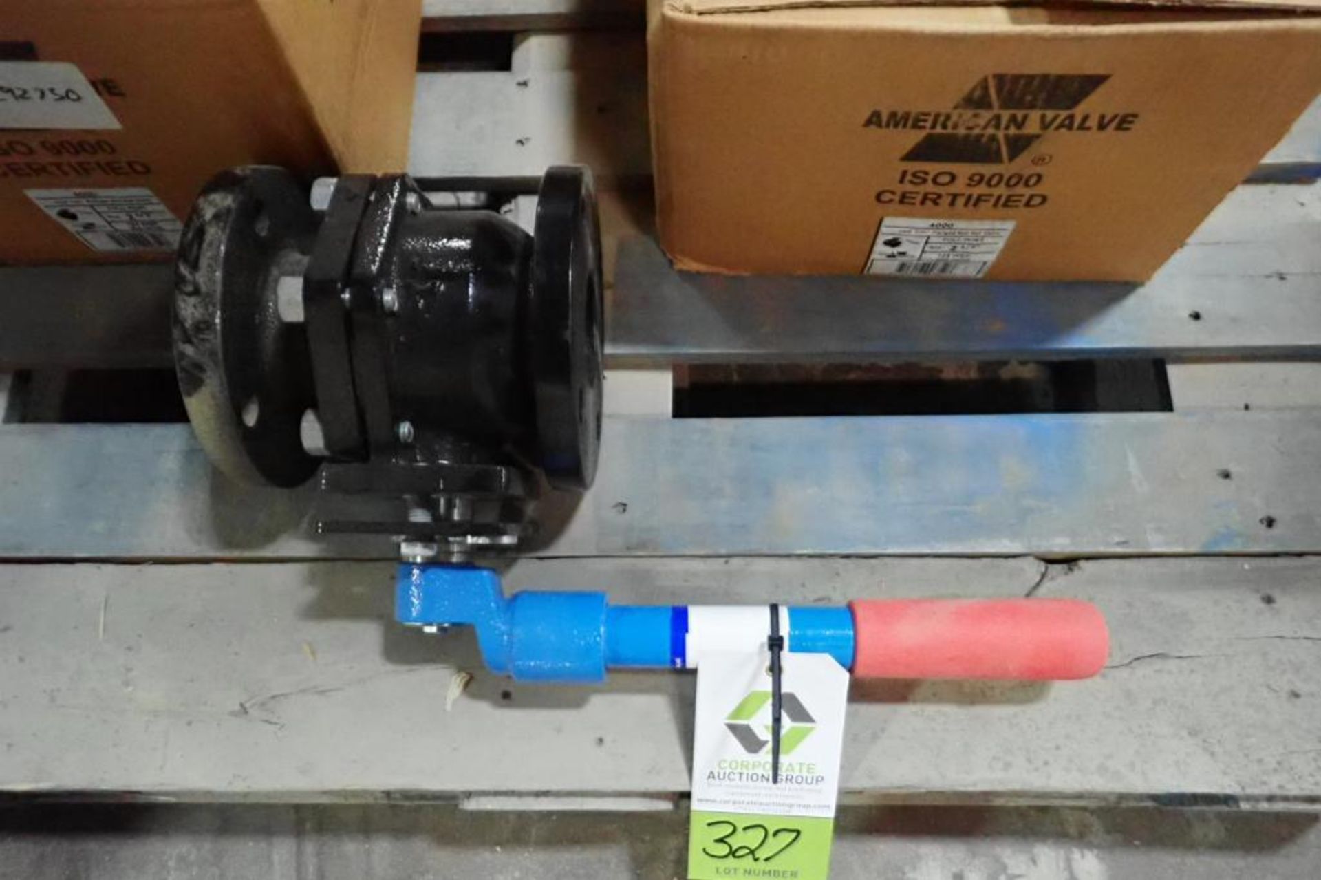 American 2.5 in. cast ball valves (each). **Rigging Fee: $25** (Located in Brooklyn Park, MN.) - Image 2 of 5