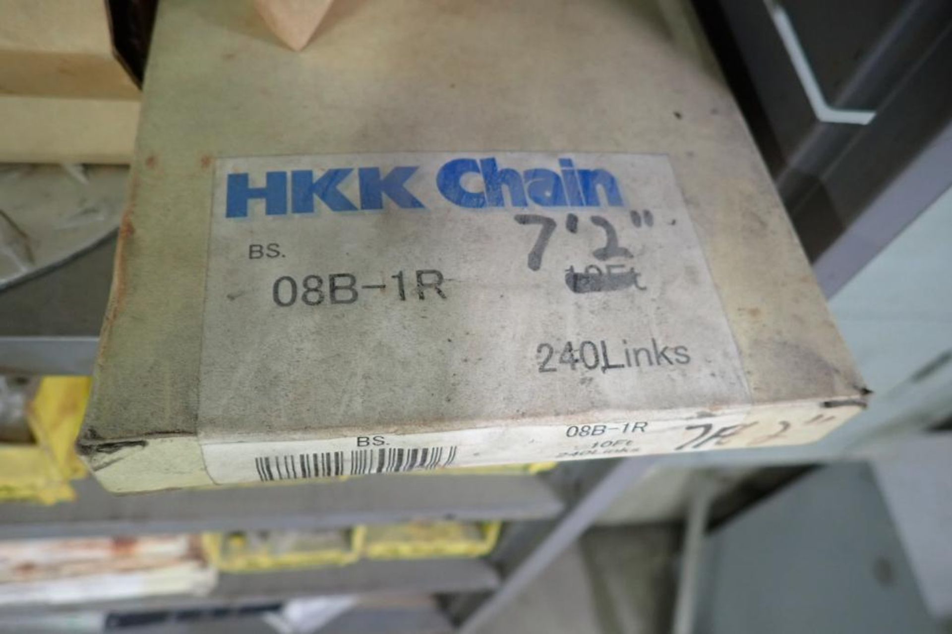 Roller chain, chain parts, contents of 2 sections of shelves. **Rigging Fee: $100** (Located in Broo - Image 19 of 20