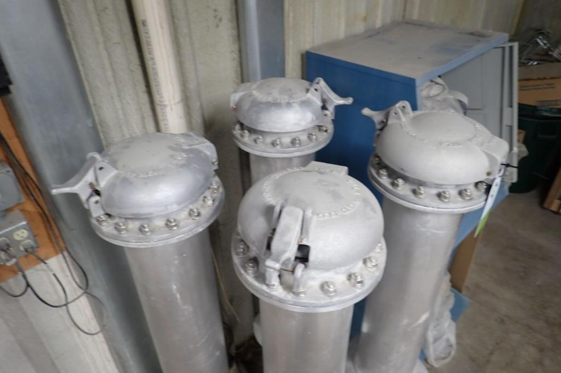 (4) aluminum pressure tubes with caps. **Rigging Fee: $100** (Located in Brooklyn Park, MN.) - Image 3 of 3