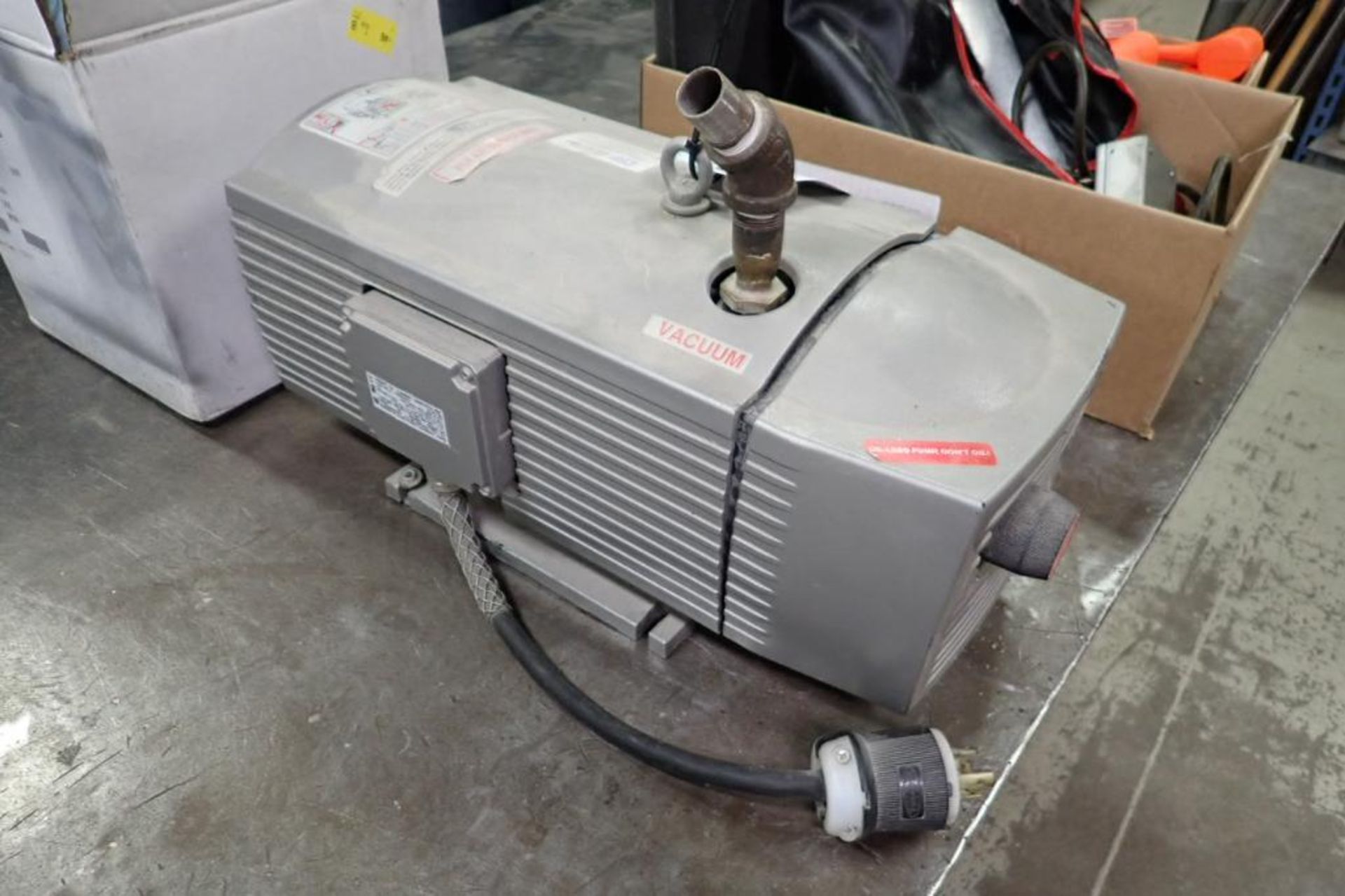Becker vacuum pump, gearbox. **Rigging Fee: $25** (Located in Brooklyn Park, MN.) - Image 3 of 7