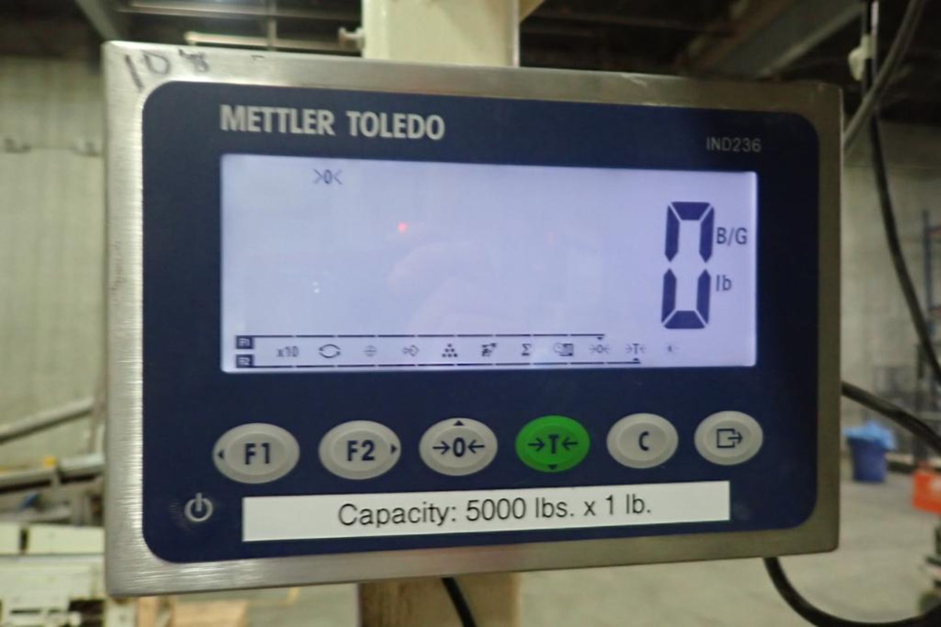 Mettler Toledo floor scale, 48 in. x 48 in. base with ramp and readout, 5,000 lb. x 1 lb. capacity.. - Bild 4 aus 4