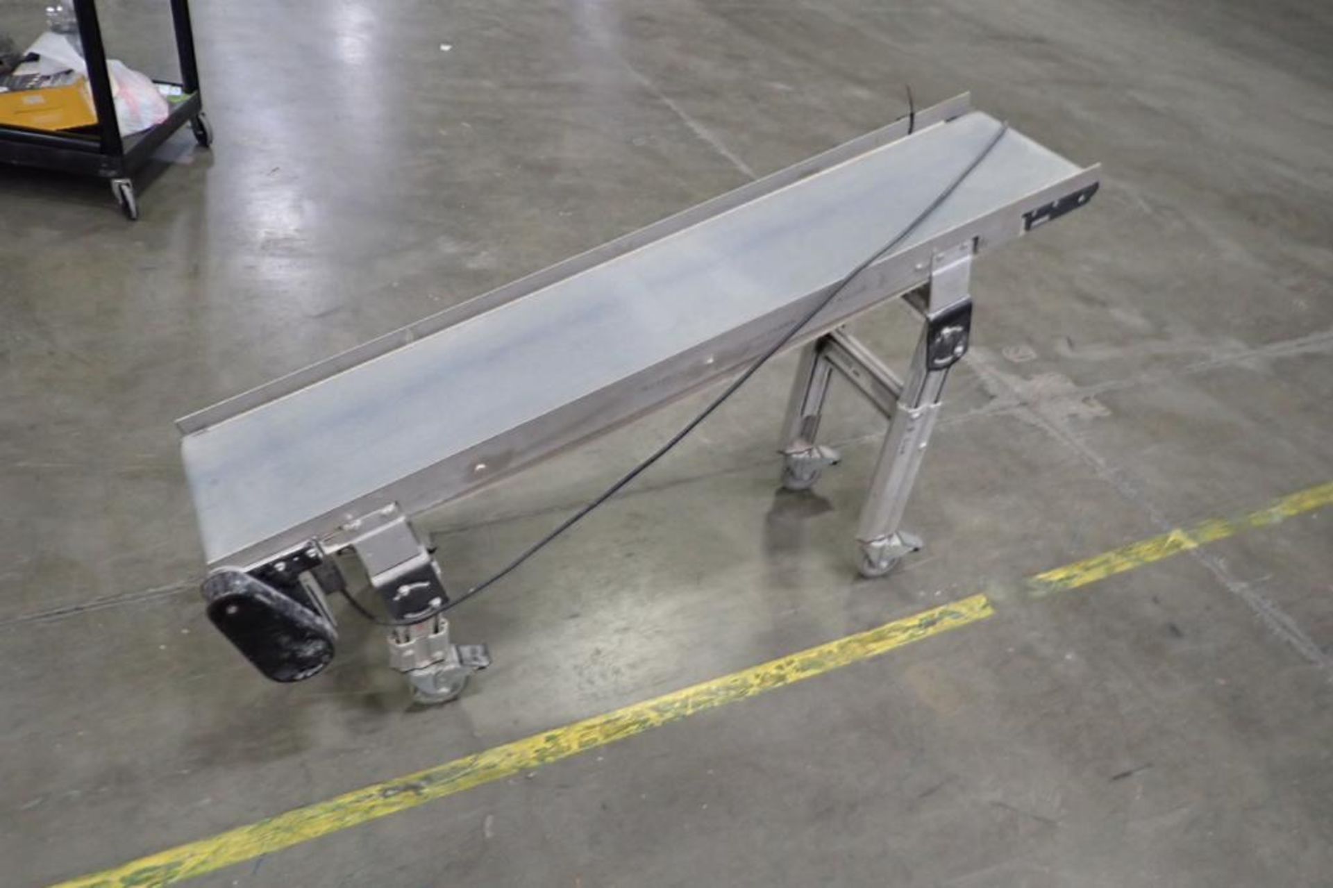 Dorner incline belt conveyor, 59 in. long x 12 in. wide x 18 in. infeed x 35 in. discharge, on wheel - Image 3 of 5