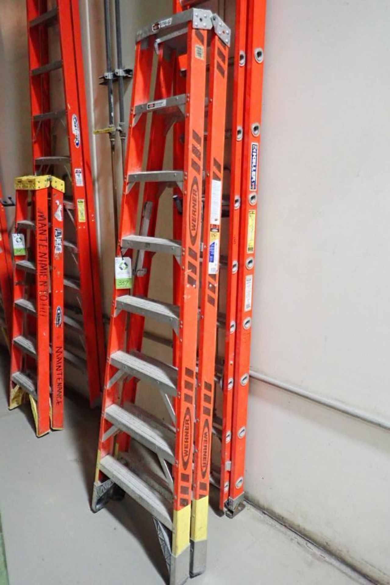 Werner 8 ft. fiberglass step ladder, Keller 28 ft. fiberglass extension ladder. **Rigging Fee: $10** - Image 2 of 4
