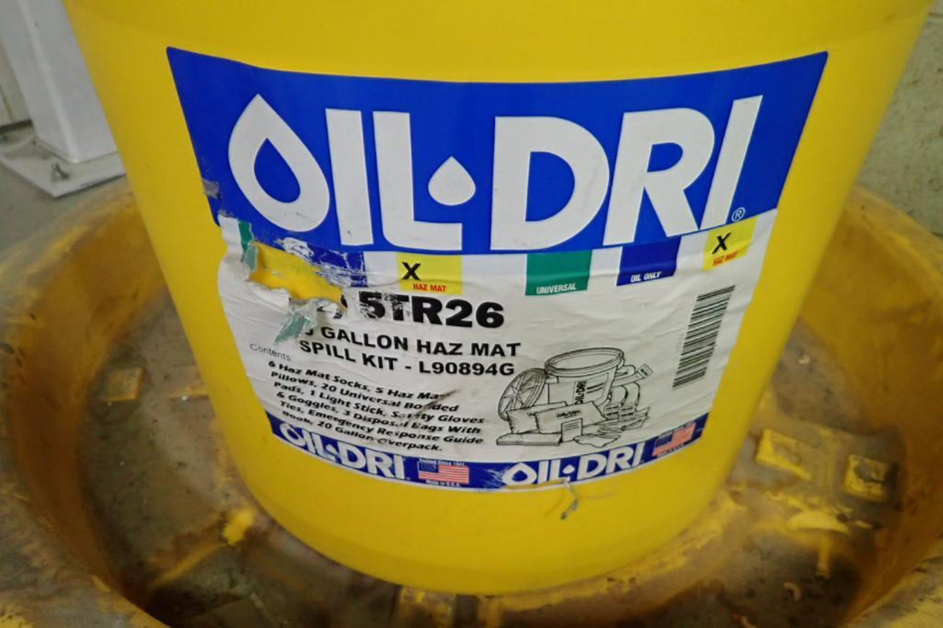 Oil dry spill containment tubs, eye wash station. **Rigging Fee: $25** (Located in Brooklyn Park, MN - Image 3 of 4