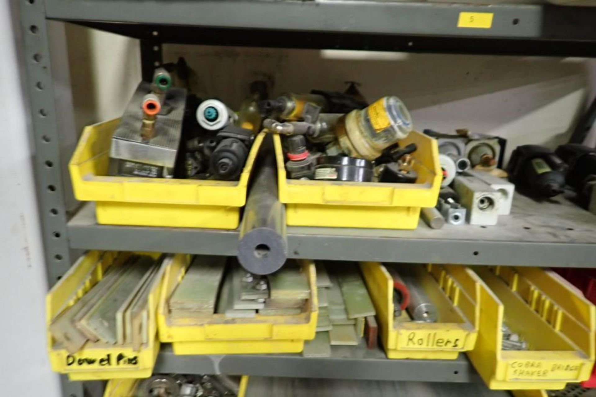 Contents of shelf, air valves, conveyors parts, with drawers. **Rigging Fee: $50** (Located in Brook - Bild 2 aus 5