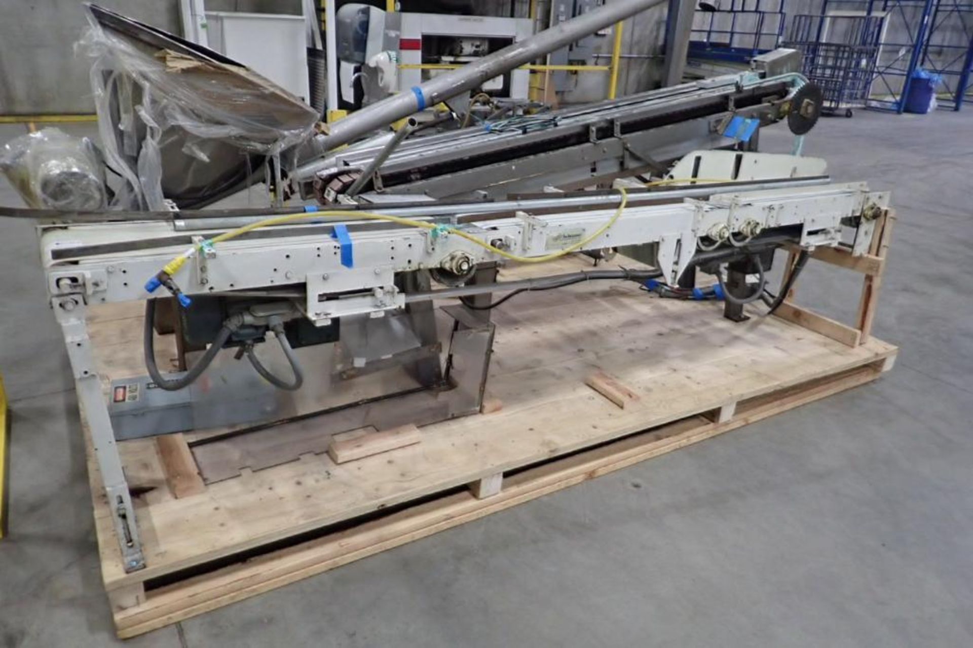 Skid of assorted belt conveyor and auger, parts machines. INCLINE CONVEYOR NOT INCLUDED IN THIS LOT - Image 9 of 11