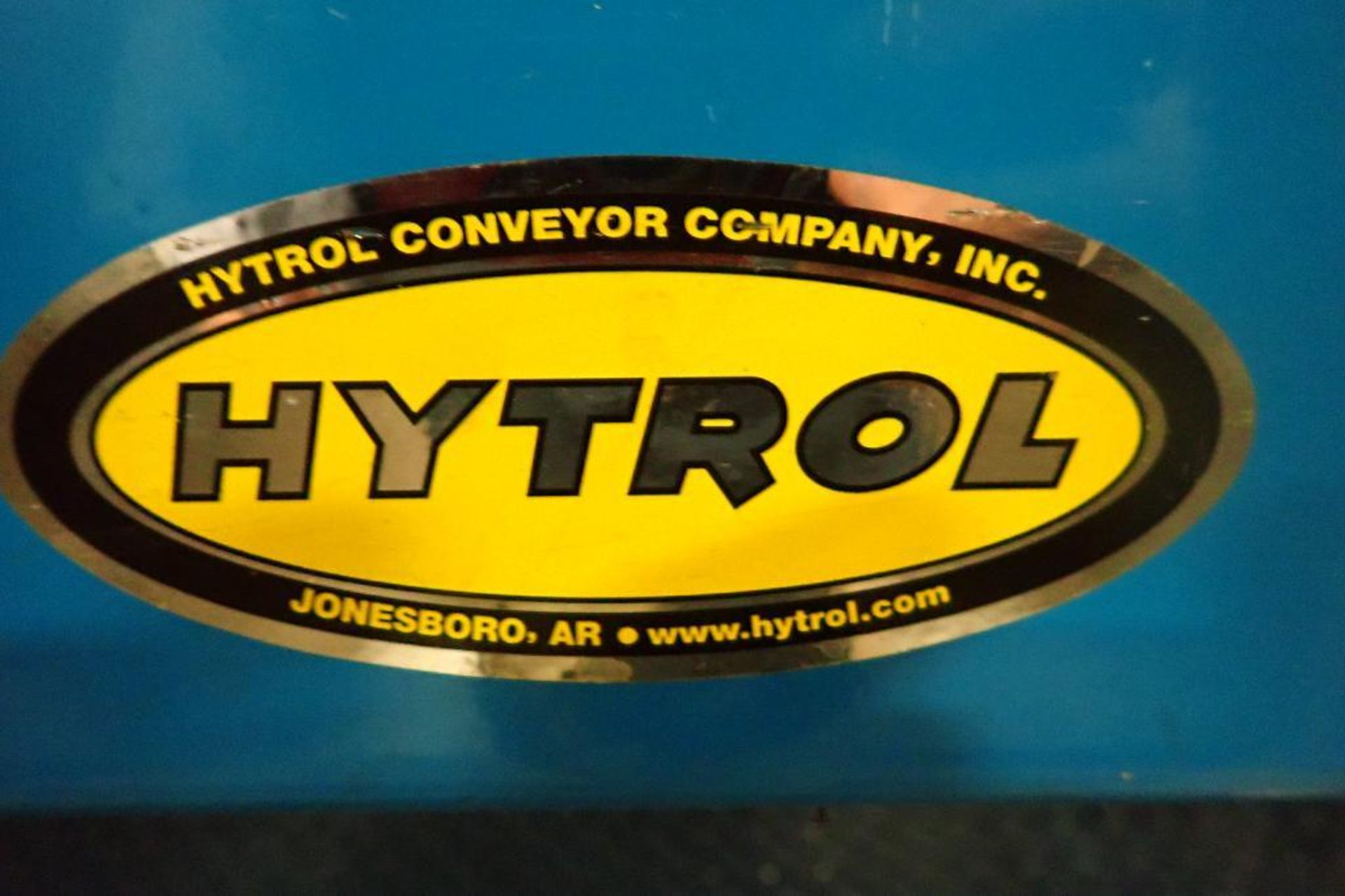 Hytrol pallet conveyor, approx. 100 ft. long x 40 in. wide, (4 skids). **Rigging Fee: $200** (Locate - Image 4 of 12