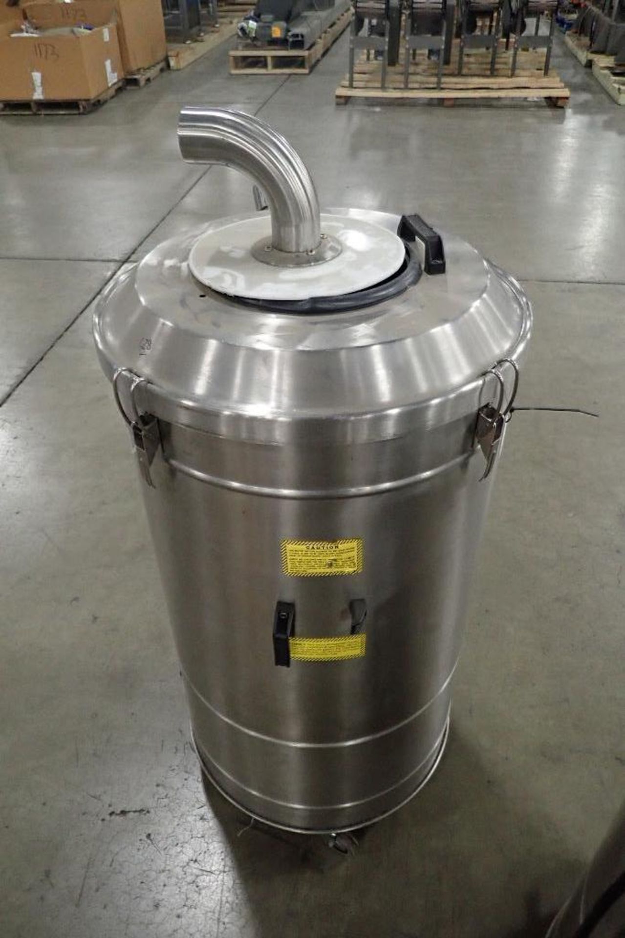 Nilfisk commercial vacuum, Type R305X, SN 04AK425. **Rigging Fee: $25** (Located in 3703 - Eagan, MN - Image 2 of 3