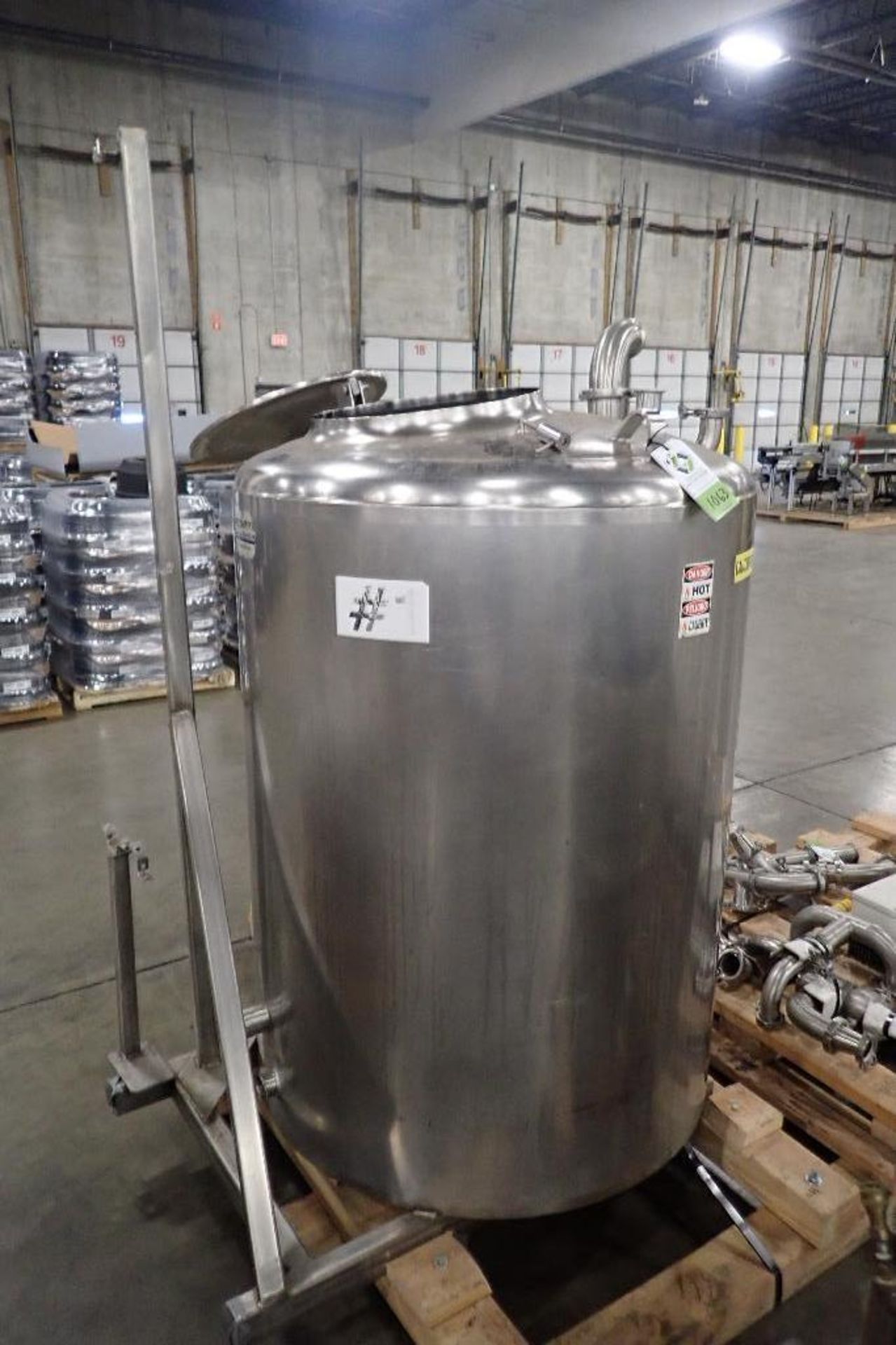 Feldmeier jacked tank, 44 in. dia x 55 in. tall, flat bottom, side bottom discharge, skid mounted on - Image 2 of 15