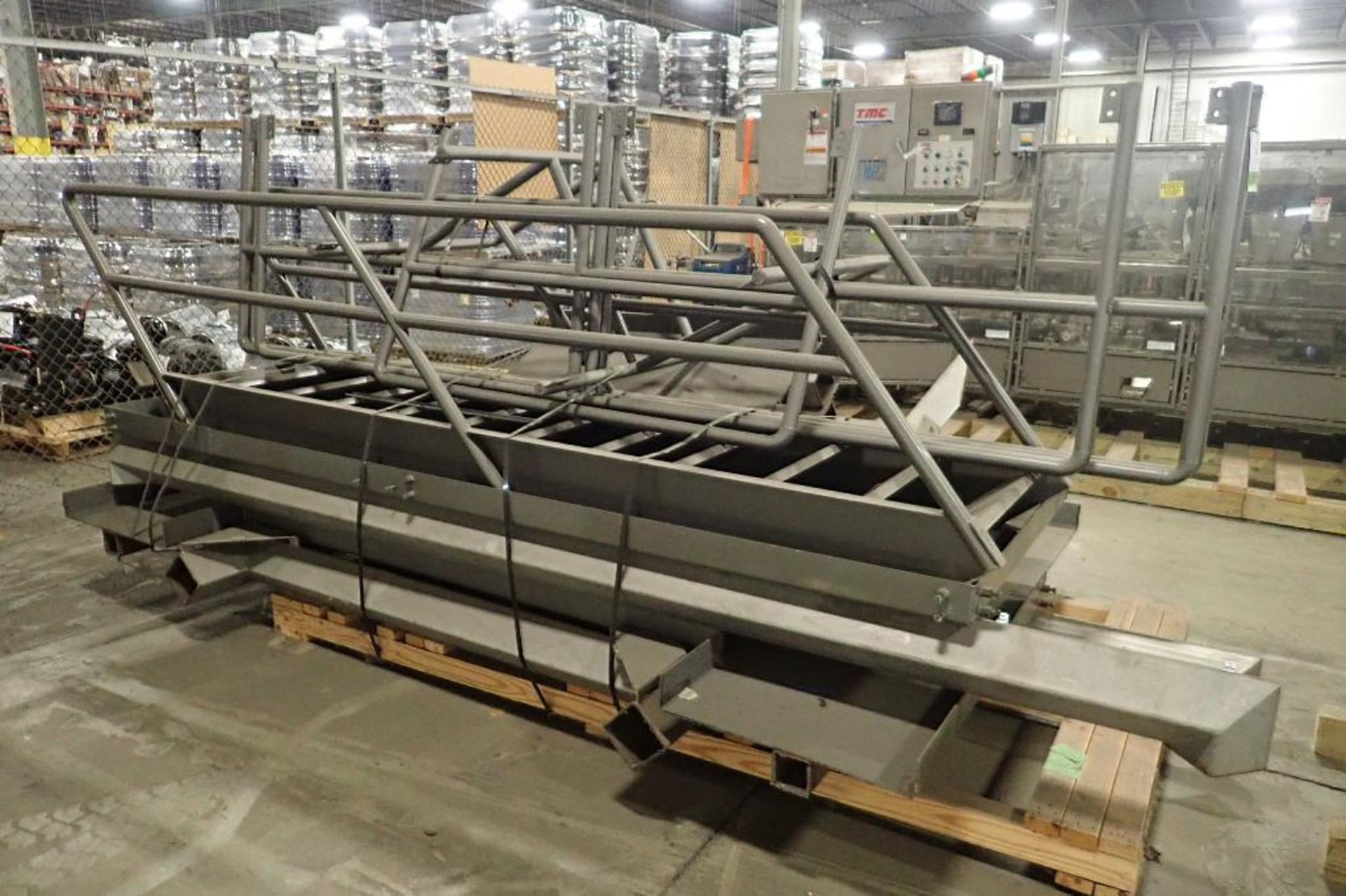 Skid of scale platform, mild steel deck, frame, stairs, SS legs (LOT). **Rigging Fee: $200** (Locate - Image 2 of 4