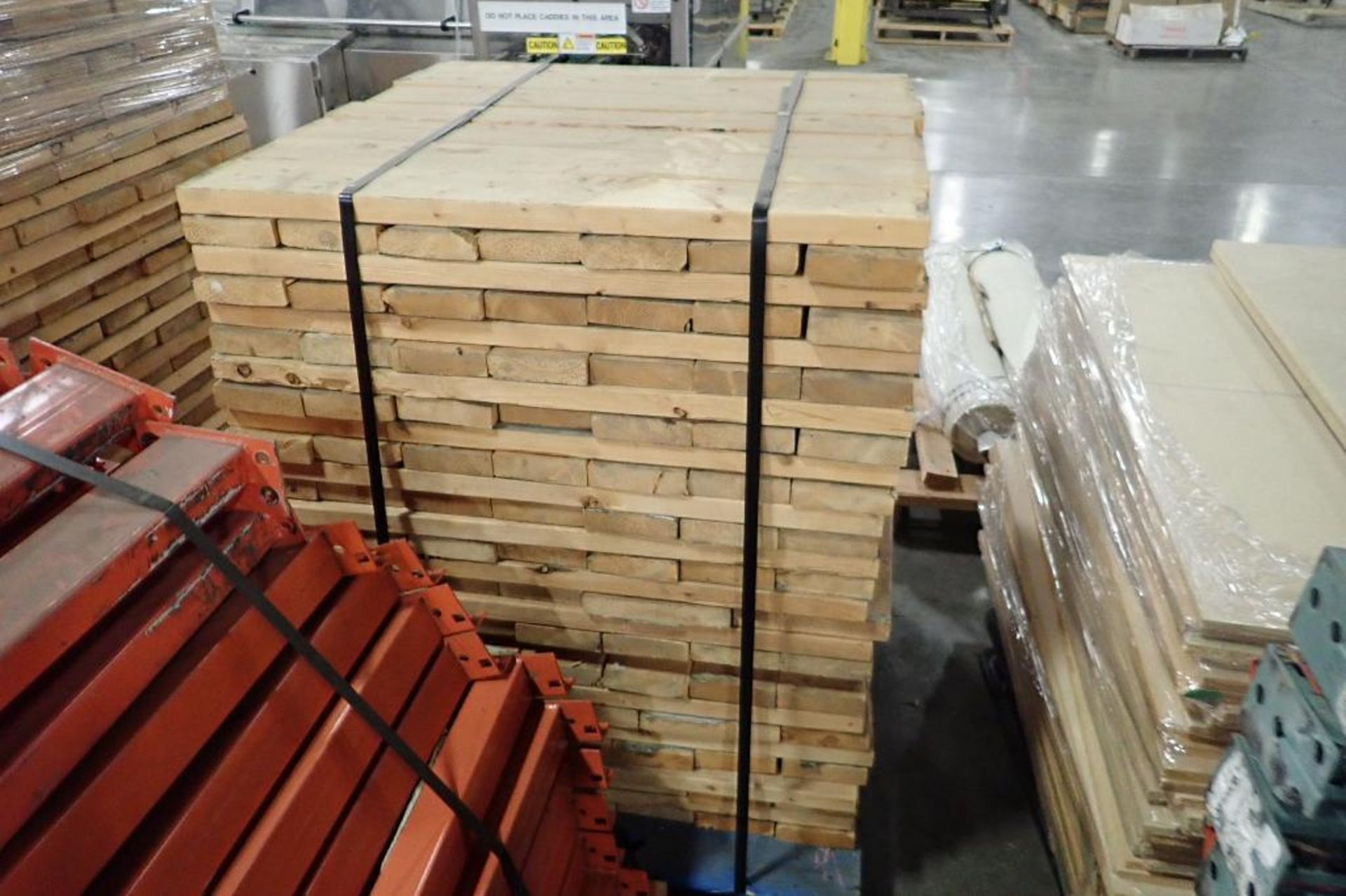 Pallet racking, 22 ft. tall x 42 in. deep uprights, approx. 84 uprights, 90 in. and 92 in. long cros - Image 16 of 20