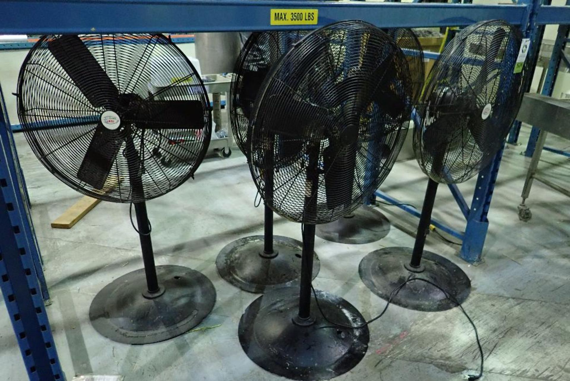 (5) Canarm 32 in. dia floor fans. **Rigging Fee: $75** (Located in Delta, BC Canada.) - Image 3 of 3