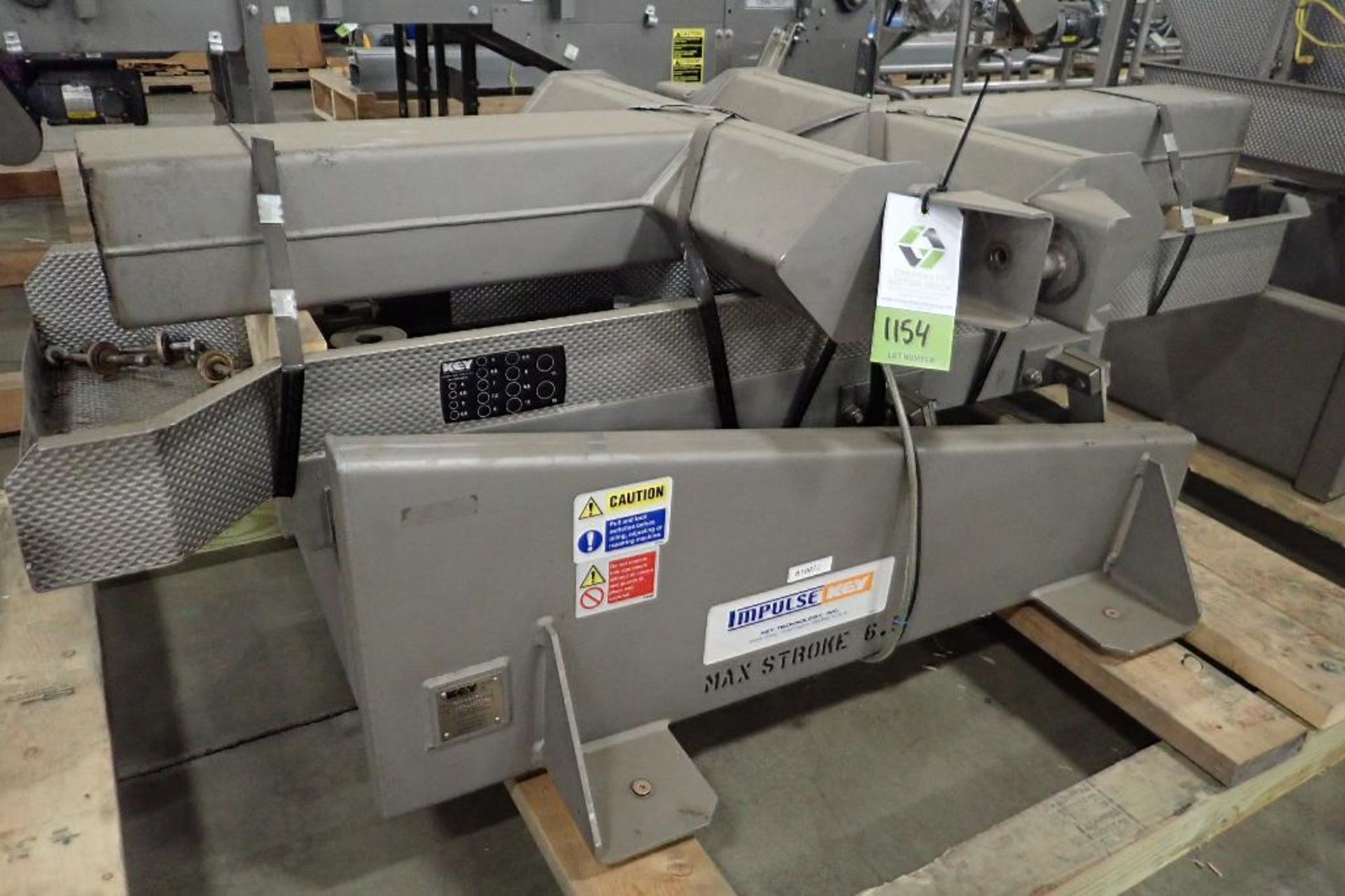 Key iso flow vibratory conveyor, Model 434940-1, SN 06-153785-2, SS bed 68 in. long x 12 in. wide x - Image 2 of 5