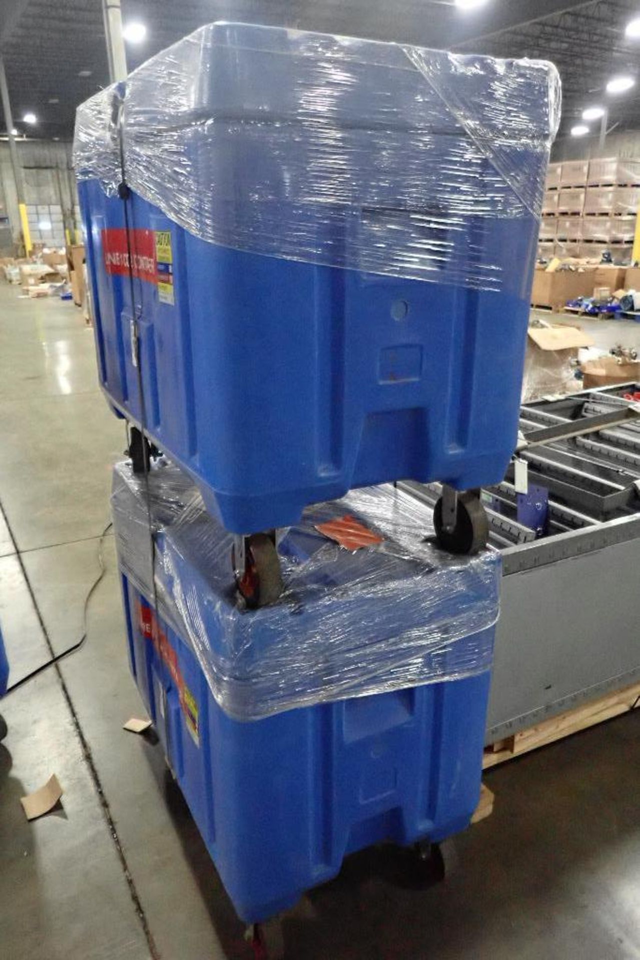 Bonar plastics insulated dry ice bins, 40 in. long x 27 in. wide x 24 in. deep, on wheels (EACH). ** - Image 4 of 4