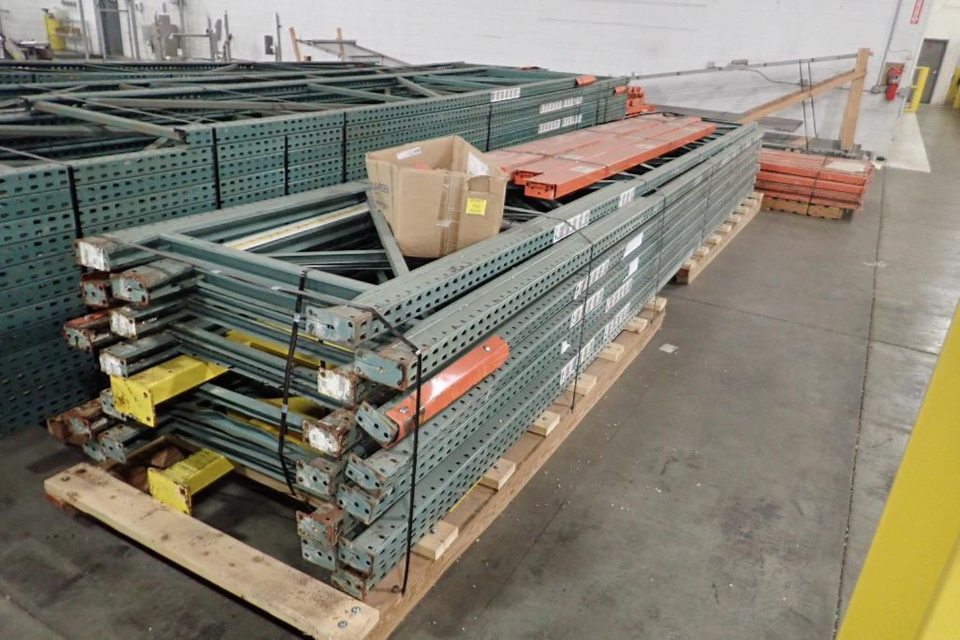 Pallet racking, 22 ft. tall x 42 in. deep uprights, approx. 84 uprights, 90 in. and 92 in. long cros - Image 14 of 20