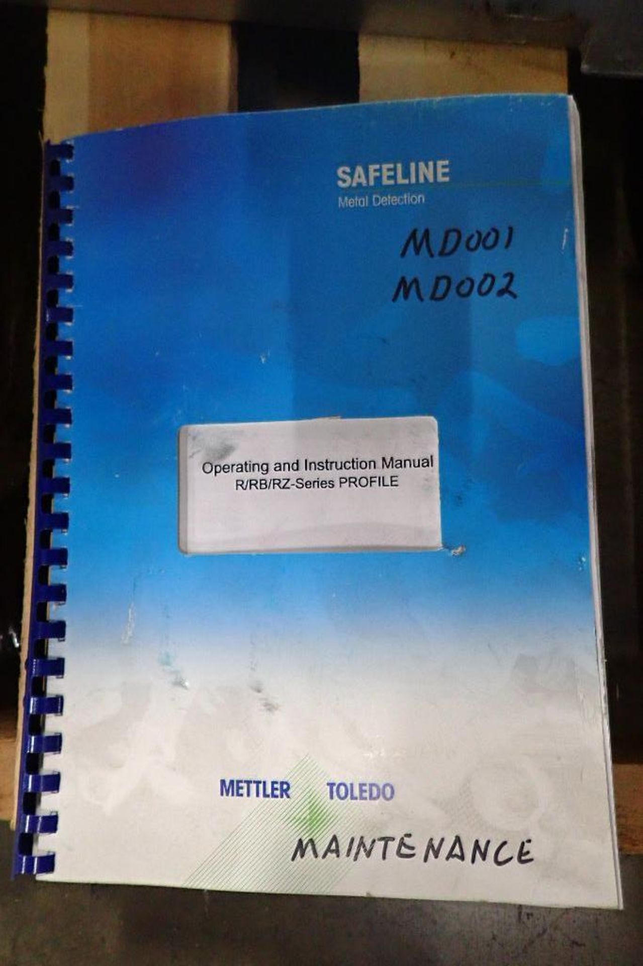 Safeline metal detector head, 24 in. wide x 7 in. tall aperture,. **Rigging Fee: $50** (Located in 3 - Image 5 of 6