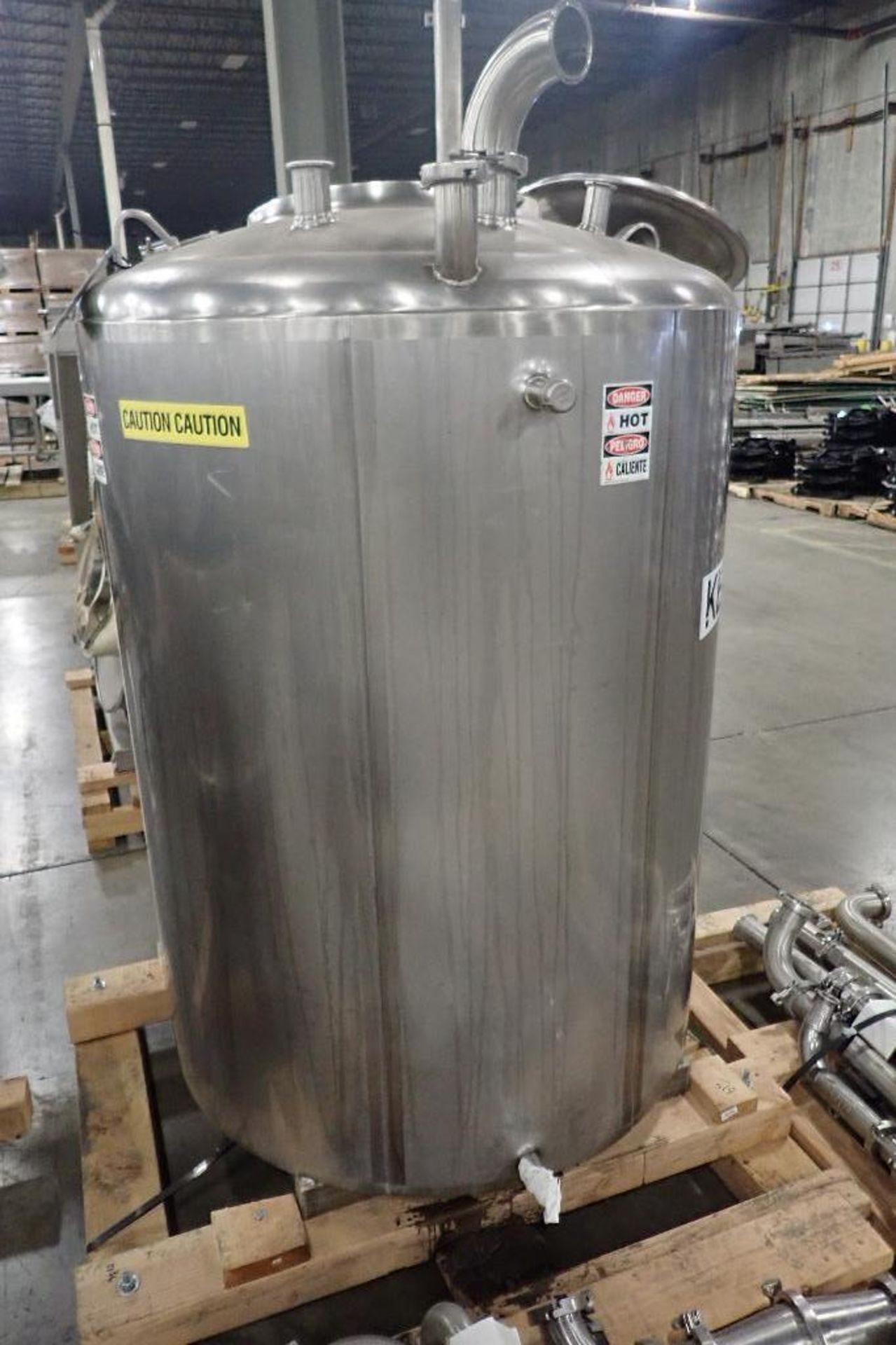 Feldmeier jacked tank, 44 in. dia x 55 in. tall, flat bottom, side bottom discharge, skid mounted on - Image 4 of 15