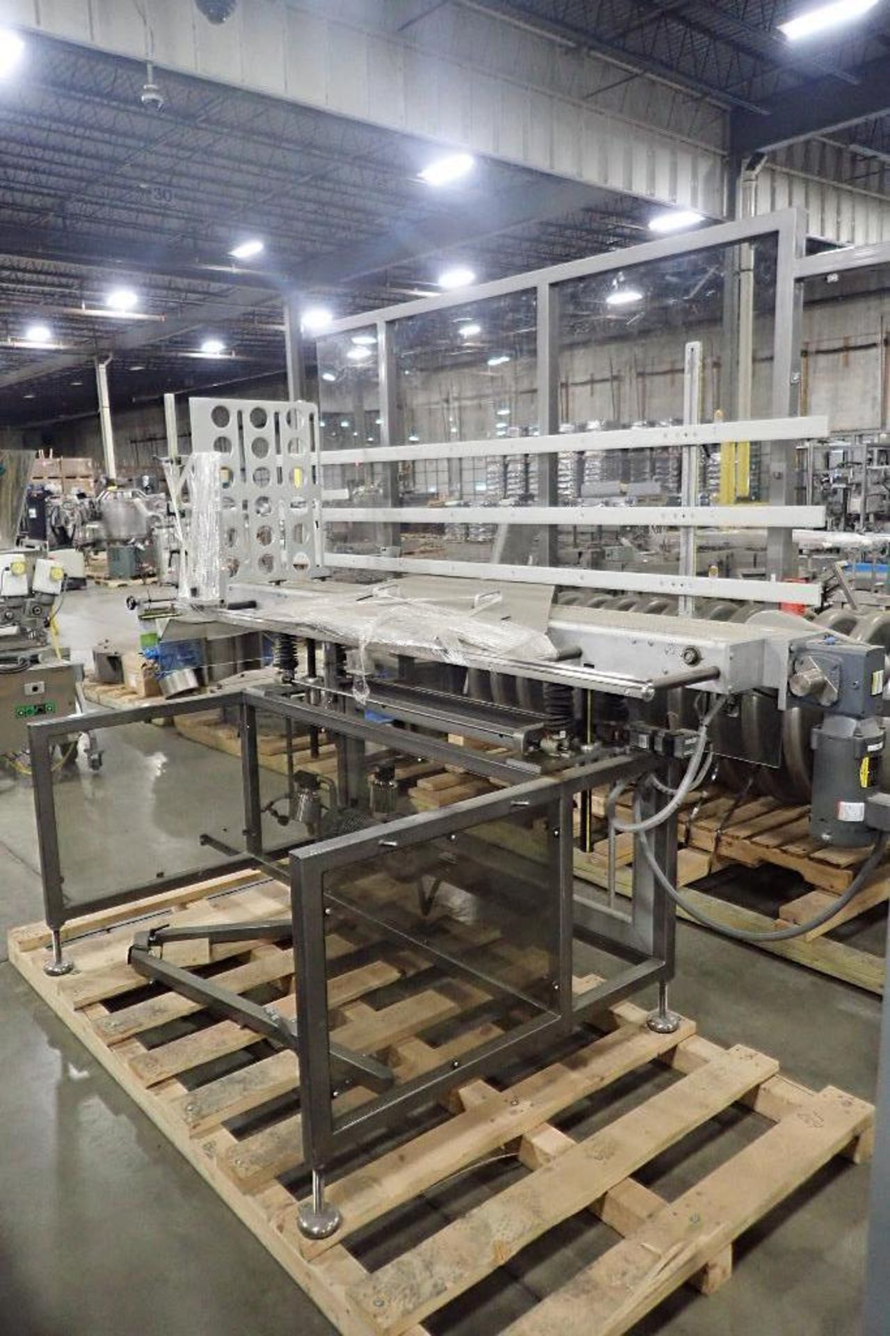 Zac fruit snack packaging line, Zac horizontal carton erector/filler, Model CV_10.5-250C, SN 11358, - Image 54 of 84