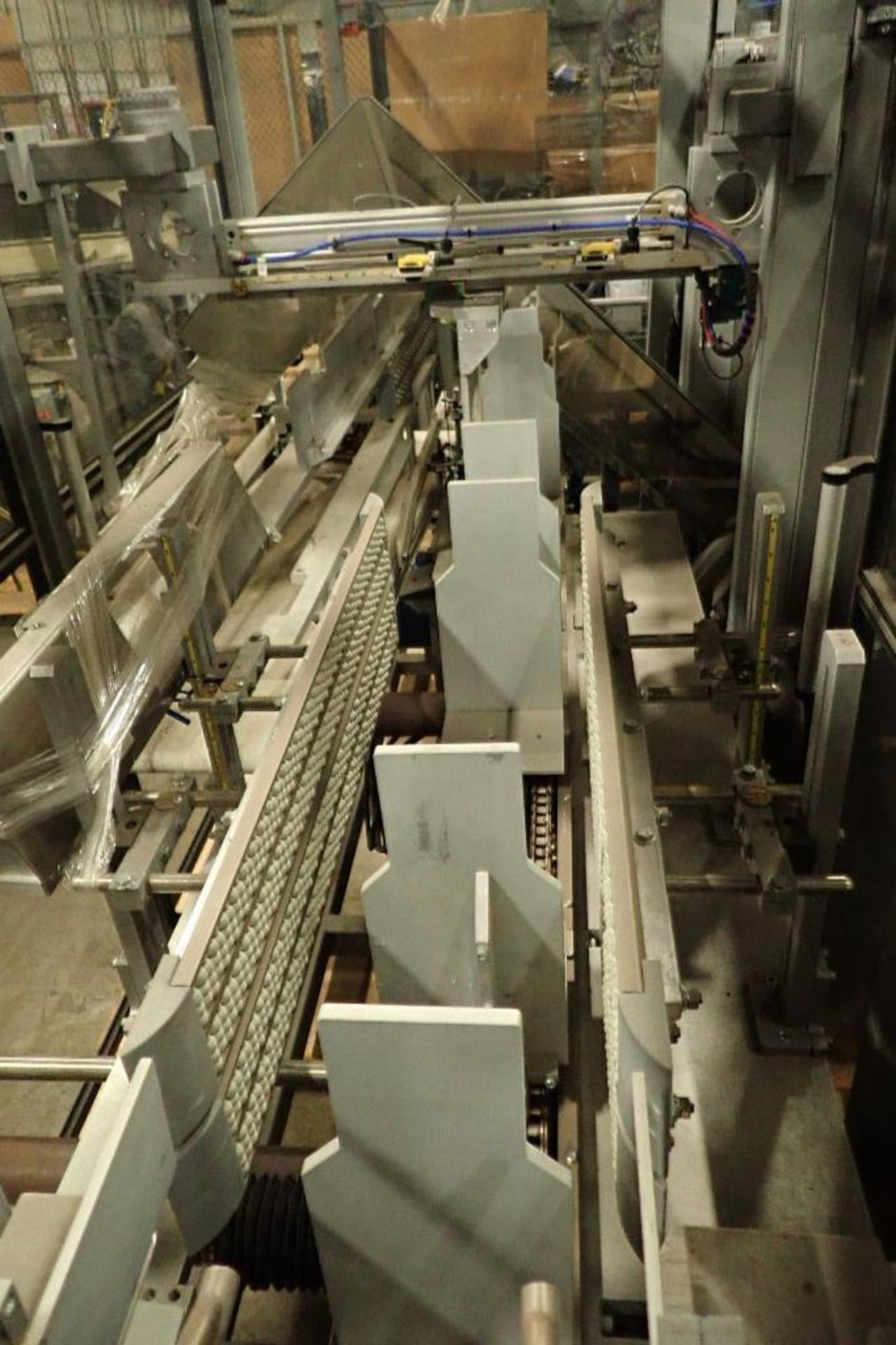 Zac fruit snack packaging line, Zac horizontal carton erector/filler, Model CV_10.5-250C, SN 11358, - Image 16 of 84