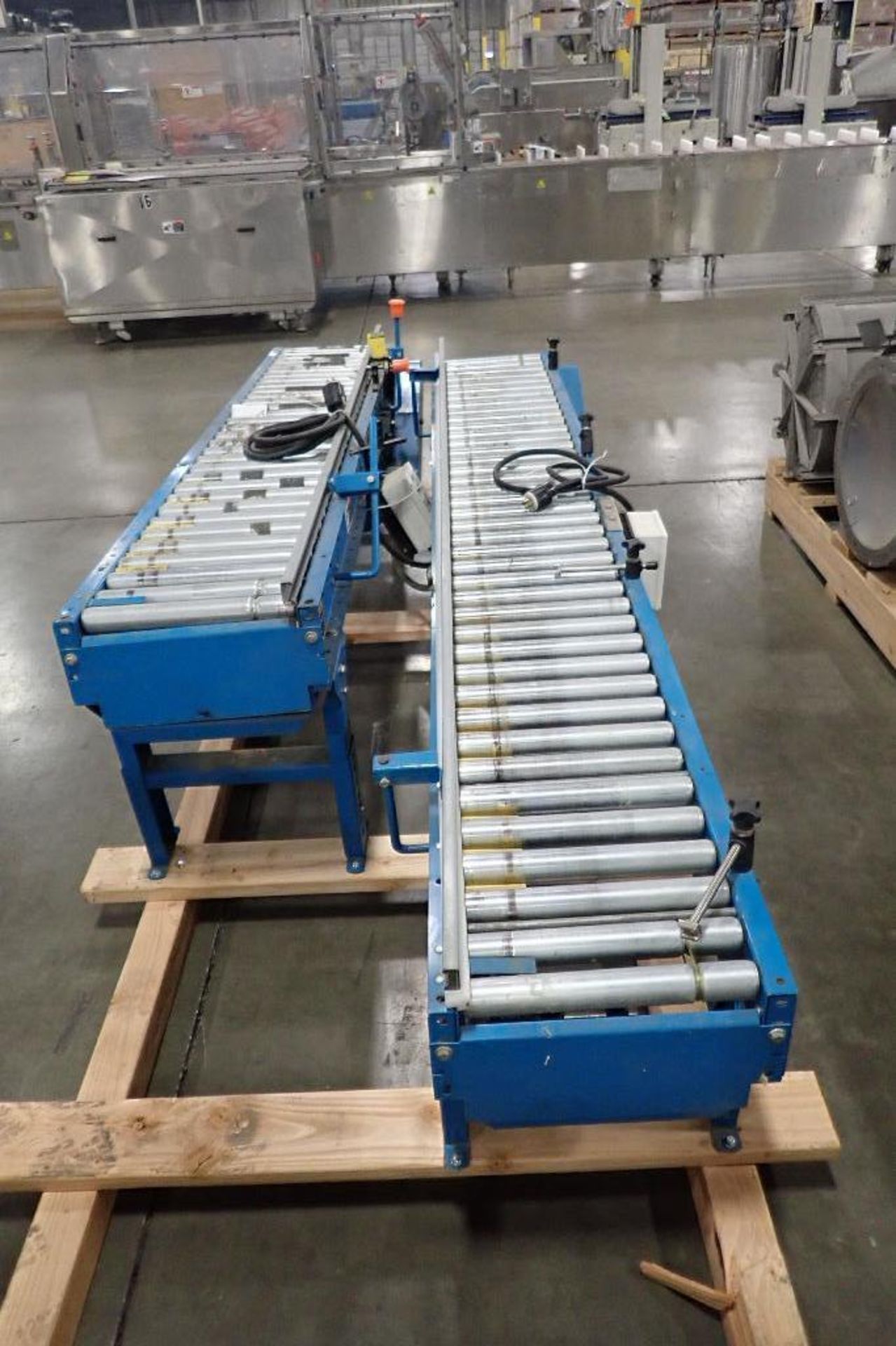 Skid of Hytrol powered roller conveyor, approx. 18 ft. long x 15 in. wide, motors and drives, speed - Image 2 of 10
