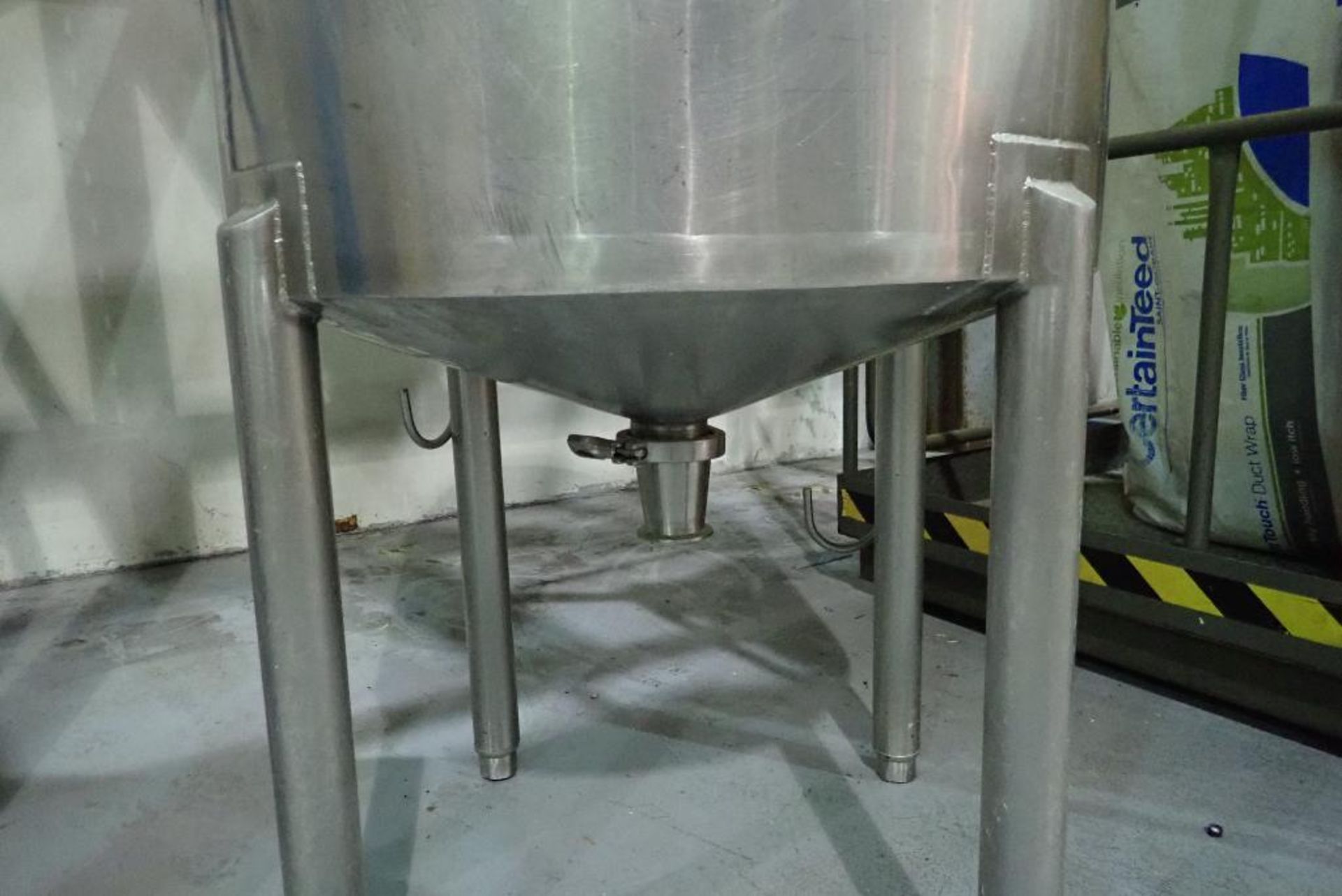 SS holding tank, 26 in. dia x 26 in. tall, cone bottom, 2 in. clamp cbo, with lid. **Rigging Fee: $1 - Image 3 of 5