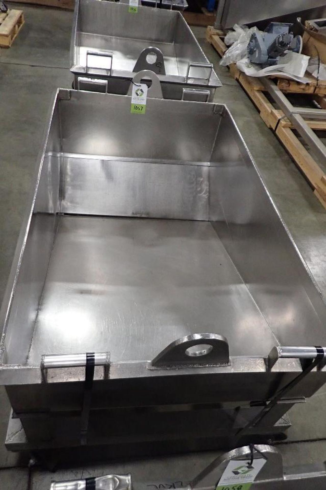 SS dough trough, 60 in. long x 36 in. wide x 25 in. deep, slant bottom, slide gate discharge, SS fra - Image 2 of 4
