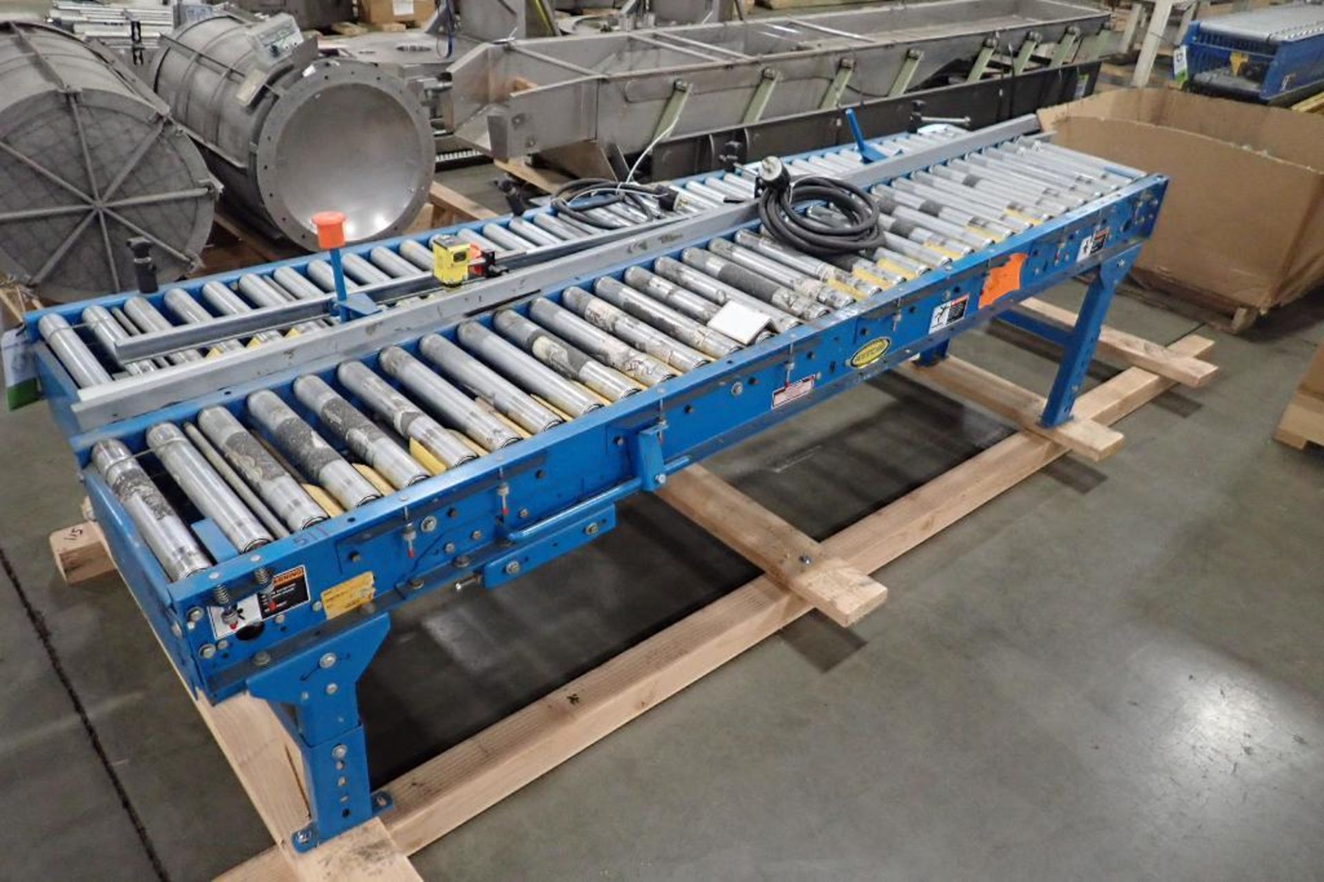 Skid of Hytrol powered roller conveyor, approx. 18 ft. long x 15 in. wide, motors and drives, speed - Image 3 of 10
