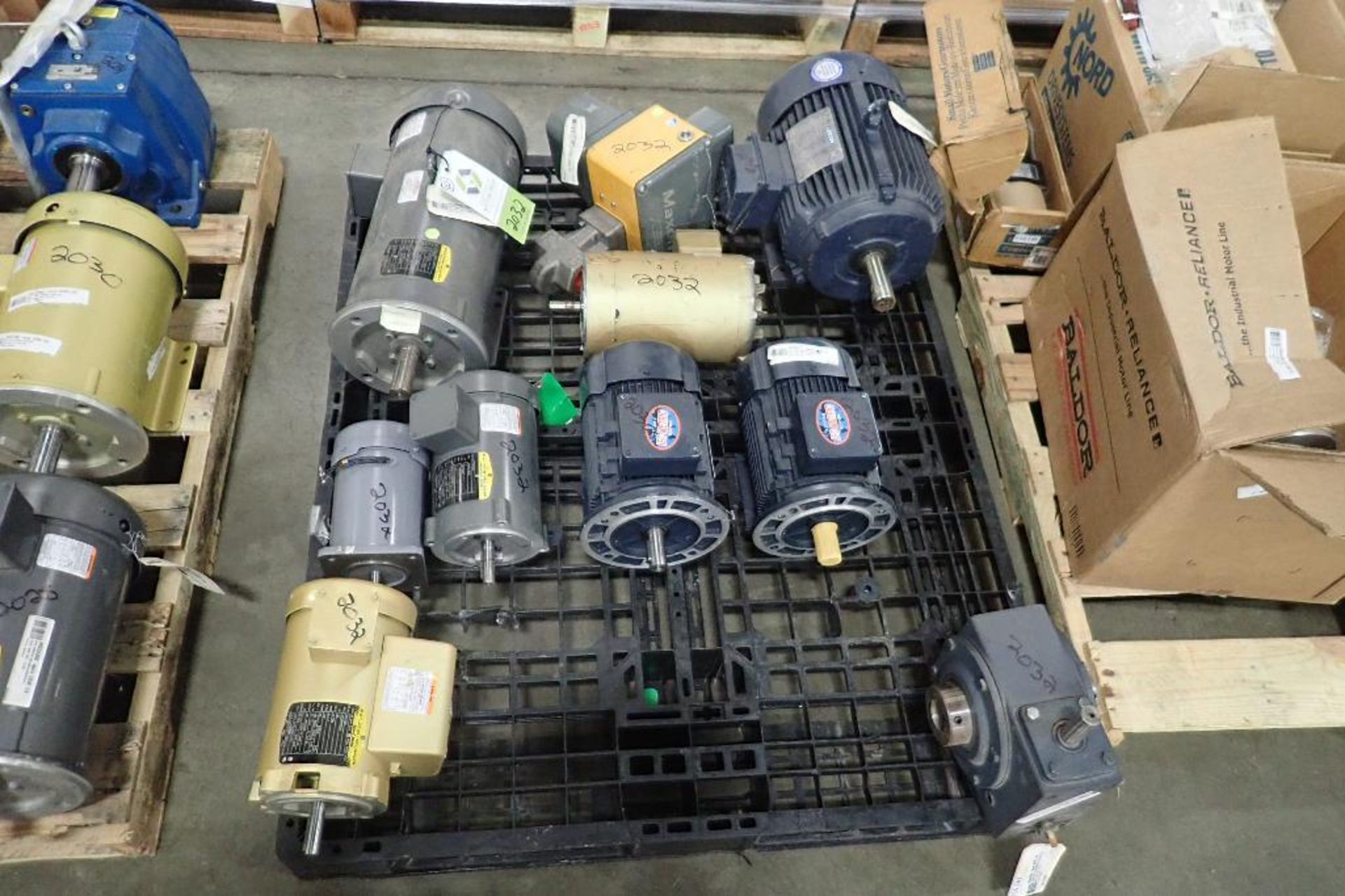(10) assorted electric motors and gearboxes. (See photos for additional specs). **Rigging Fee: $25**