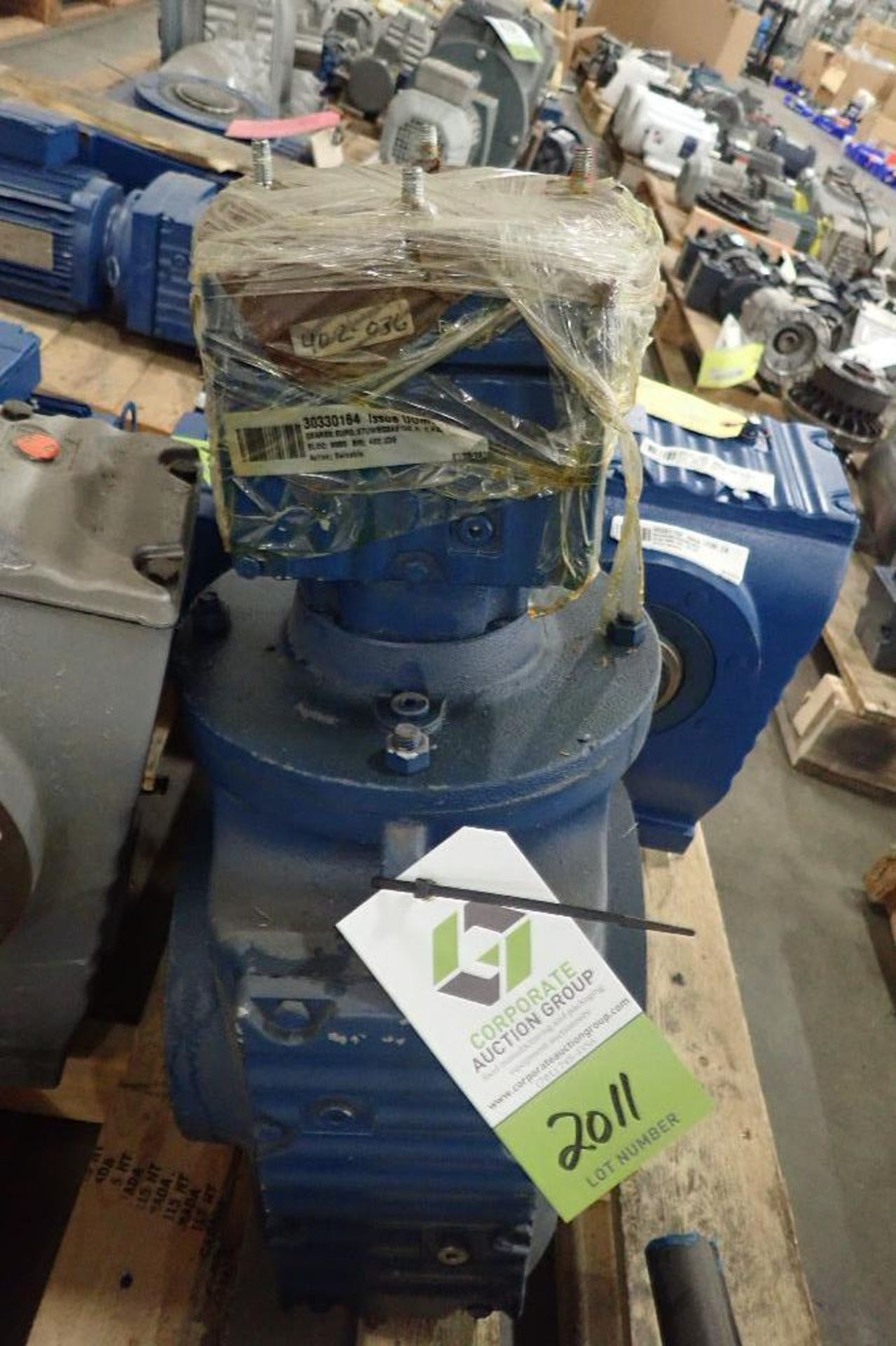 SEW gearbox. (See photos for additional specs). **Rigging Fee: $25** (Located in Eagan, MN.) - Image 2 of 3