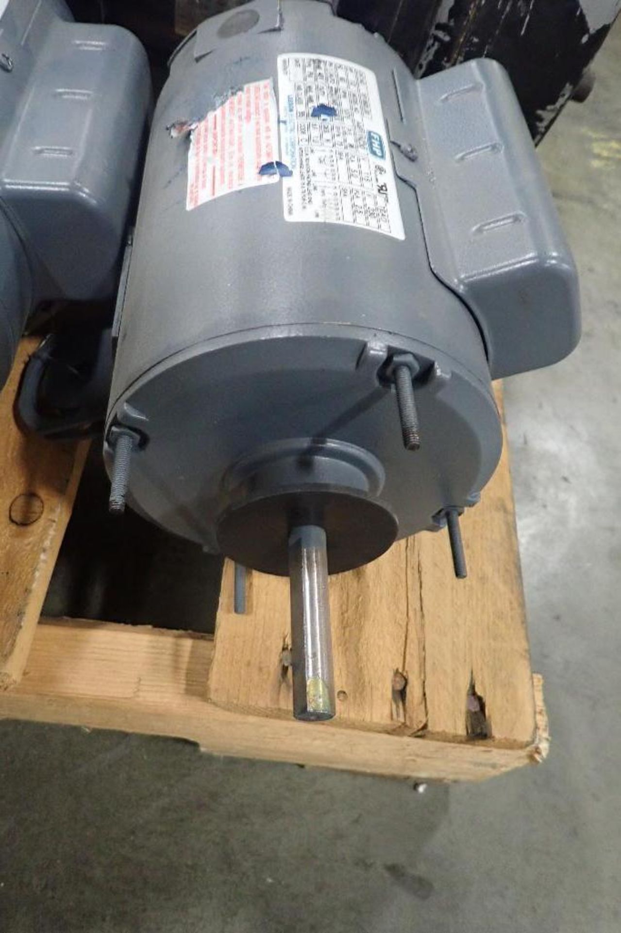 Pallet of electric motors, cores, gearboxes. (See photos for additional specs). **Rigging Fee: $35** - Image 3 of 68