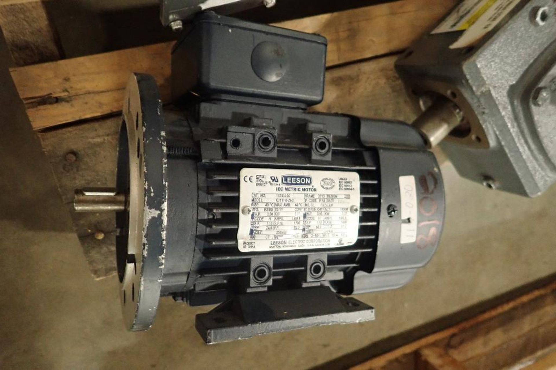 (13) assotred electric motors and gearboxes, 1/4 hp to 3 hp. (See photos for additional specs). **Ri - Image 14 of 32