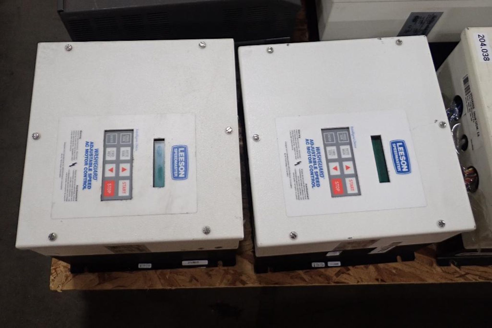 Pallet of assorted speed controller, Wexxar parts. (See photos for additional specs). **Rigging Fee: - Image 6 of 23