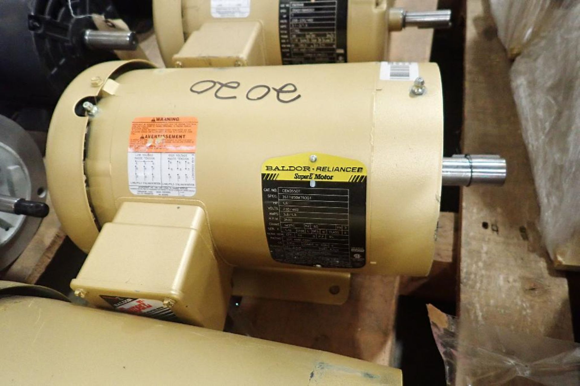 (6) assorted electric motors, 1 hp to 1.5 hp. (See photos for additional specs). **Rigging Fee: $25* - Image 5 of 14