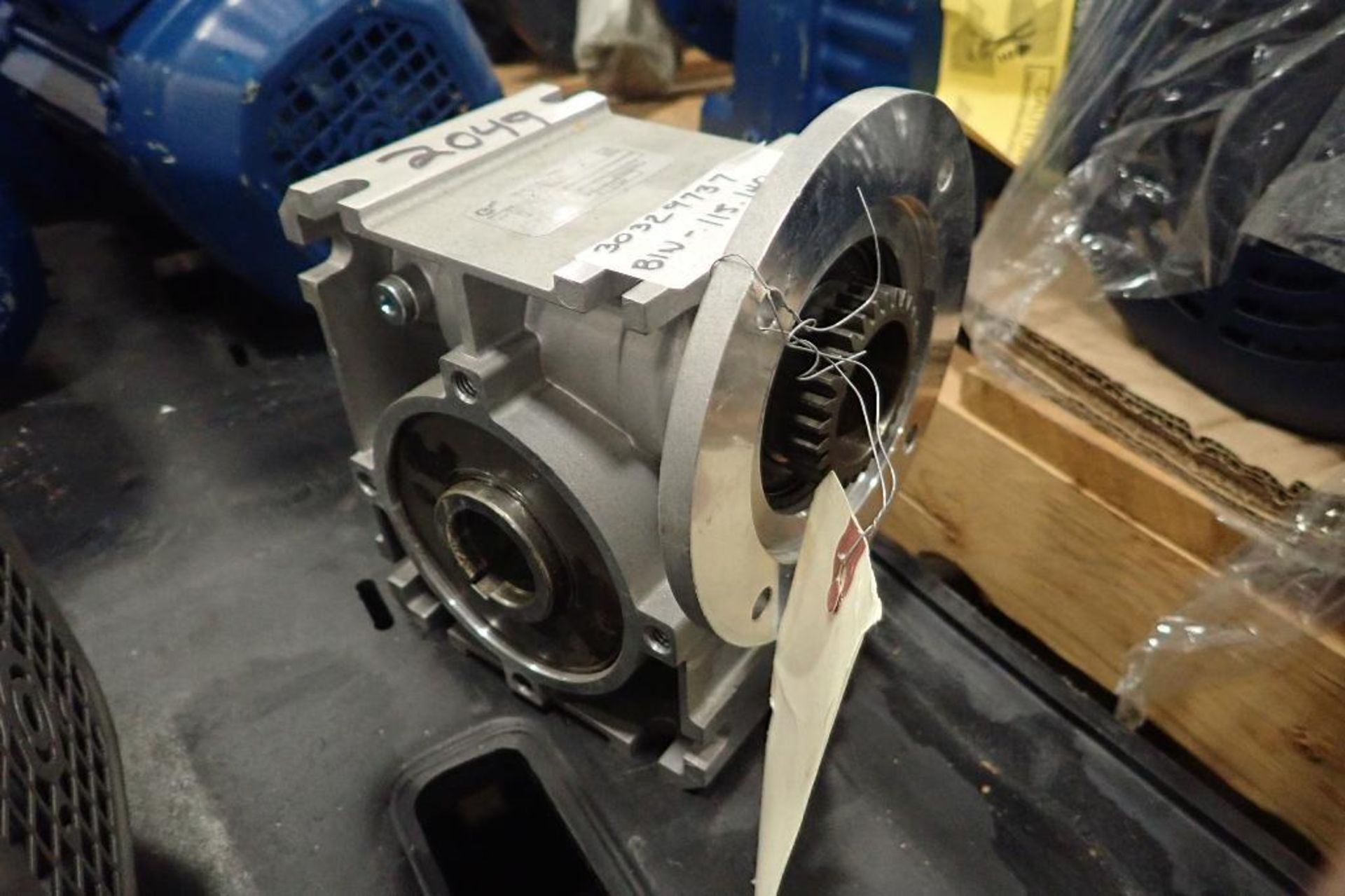 (6) assorted electric motors and gearboxes. (See photos for additional specs). **Rigging Fee: $30** - Image 17 of 19