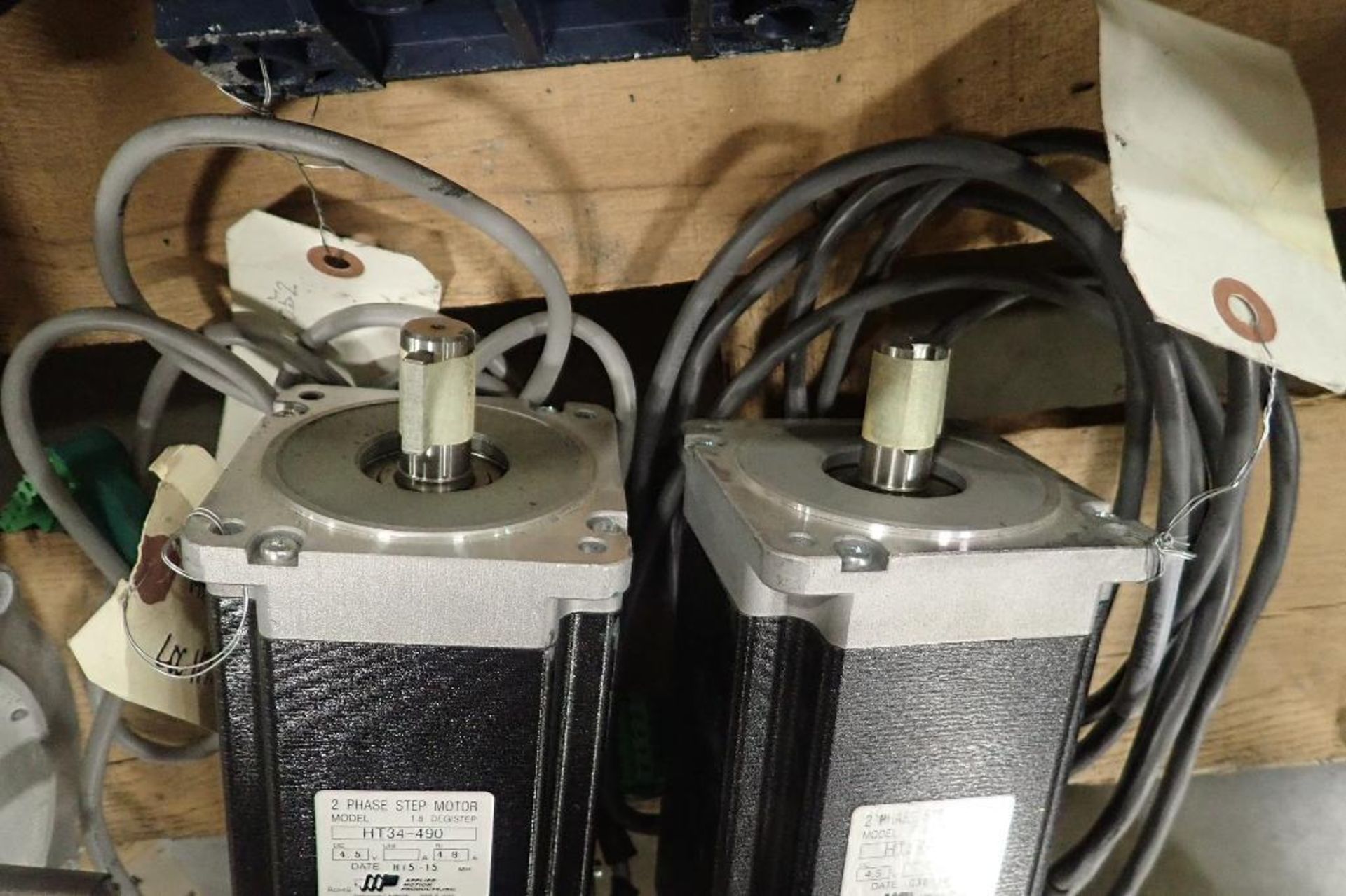 (8) assorted servo motors and electric motors. (See photos for additional specs). **Rigging Fee: $25 - Image 7 of 25