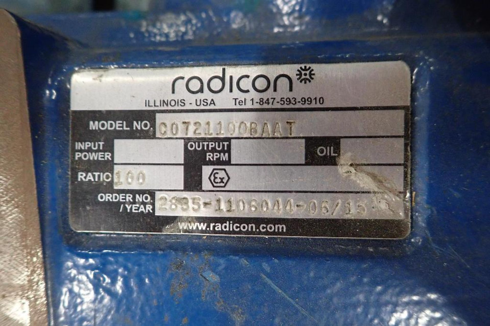New Radicon gearbox. (See photos for additional specs). **Rigging Fee: $25** (Located in Eagan, MN.) - Image 4 of 4