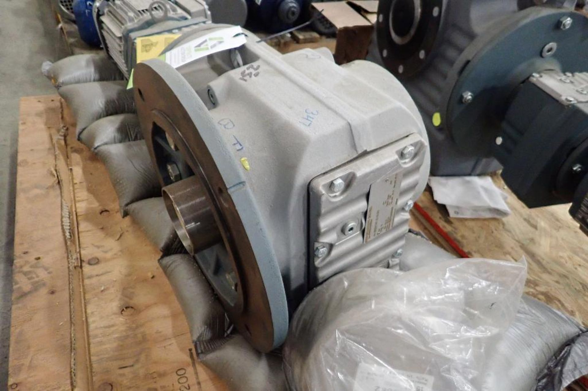 SEW 1.5 hp electric motor and gearbox. (See photos for additional specs). **Rigging Fee: $25** (Loca - Image 5 of 10