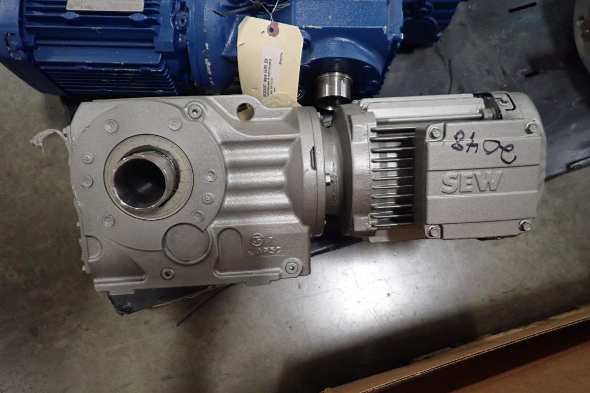 (5) SEW electric motors and gearboxes, 0.75 hp to 1.5 hp. (See photos for additional specs). **Riggi - Image 2 of 27