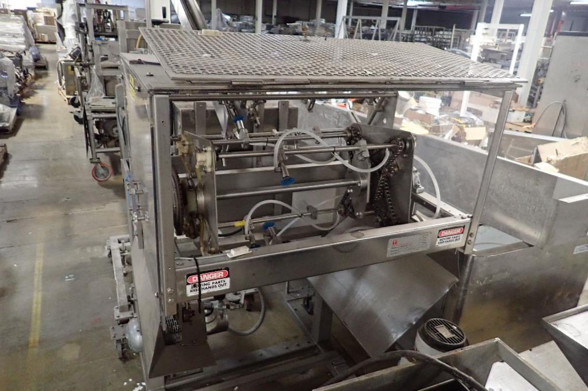 Thiele tray de-nester, Model 34-000, SN 66671, SS frame with vacuum pumps, on casters **Rigging FEE: - Image 3 of 9