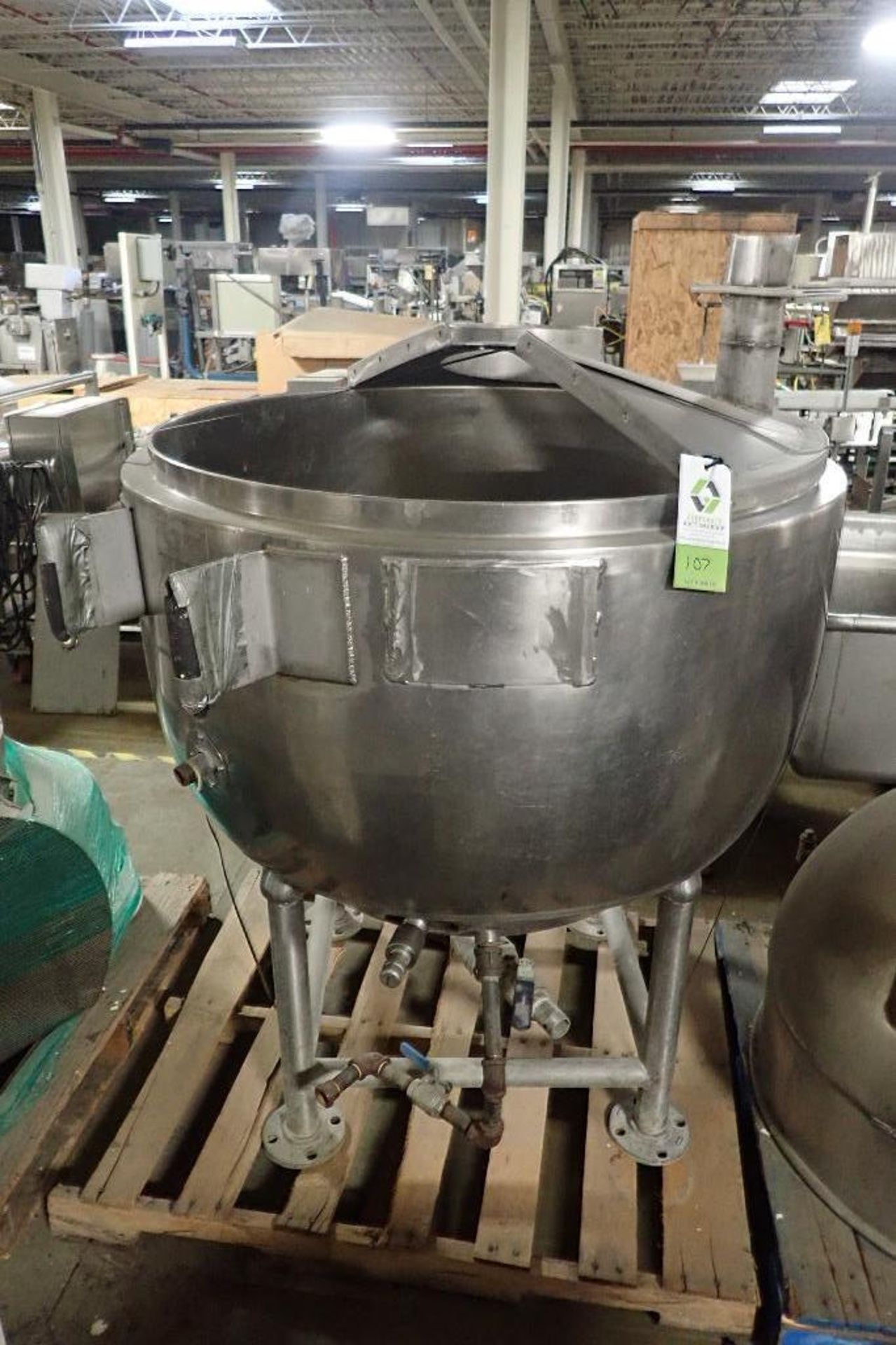 Dover jacketed kettle, Model N150, jacket 15 psi @ 300F, 42 in. dia x 30 in. tall **Rigging FEE: $50 - Image 2 of 7