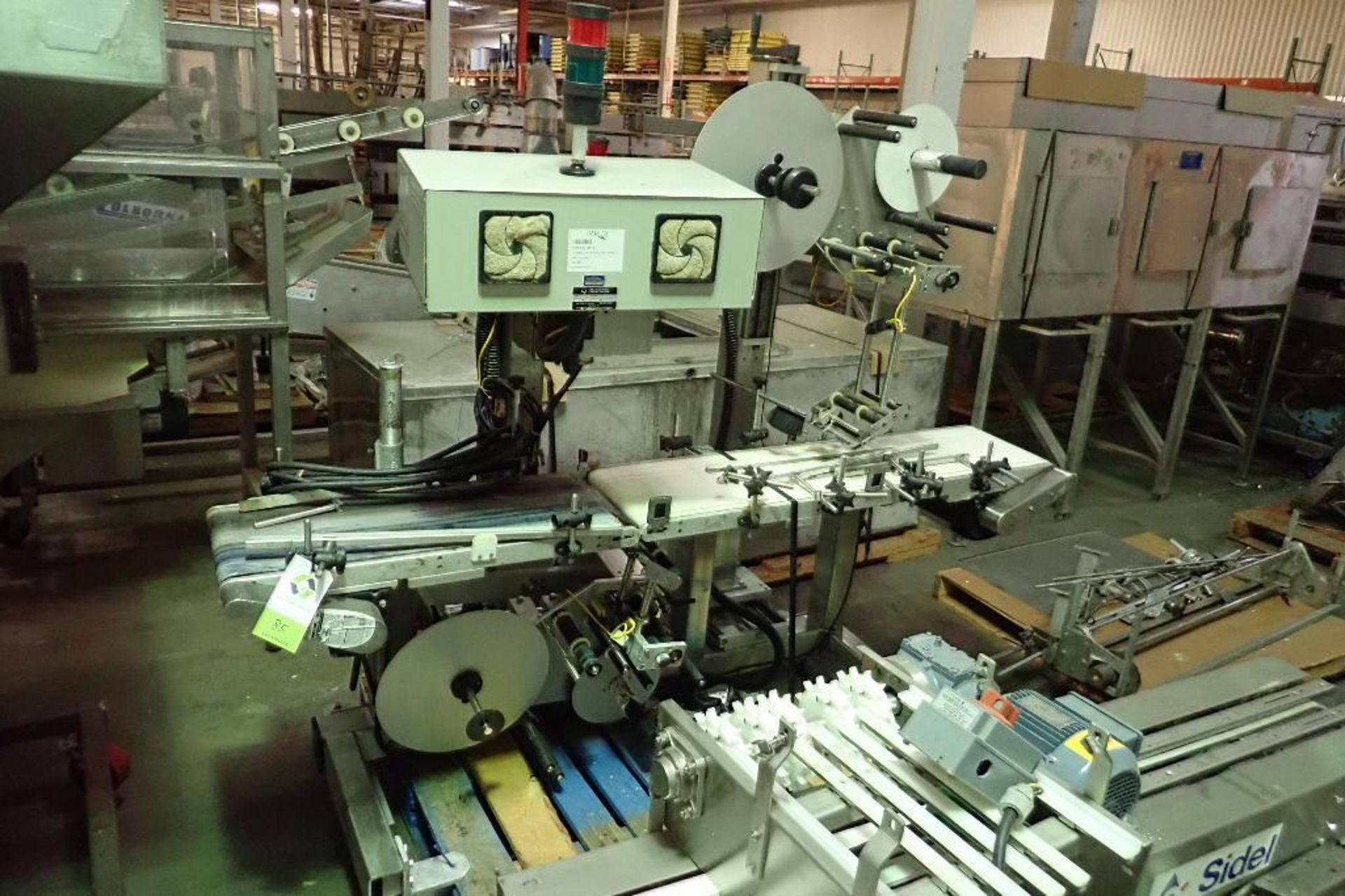 Quadrel top and bottom labeler, Model 060, SN 57511-03.04, 12 in. wide belt, SS Frame, on casters **