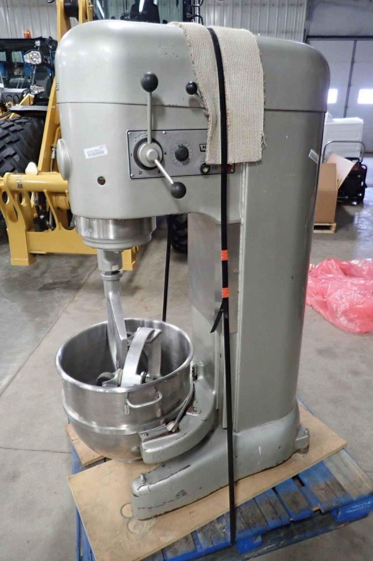 Hobart 80 qt mixer, Model M-802, SN 11-183-405, with SS bowl, 2 bowl dollies, beater attachment (Loc - Image 3 of 9