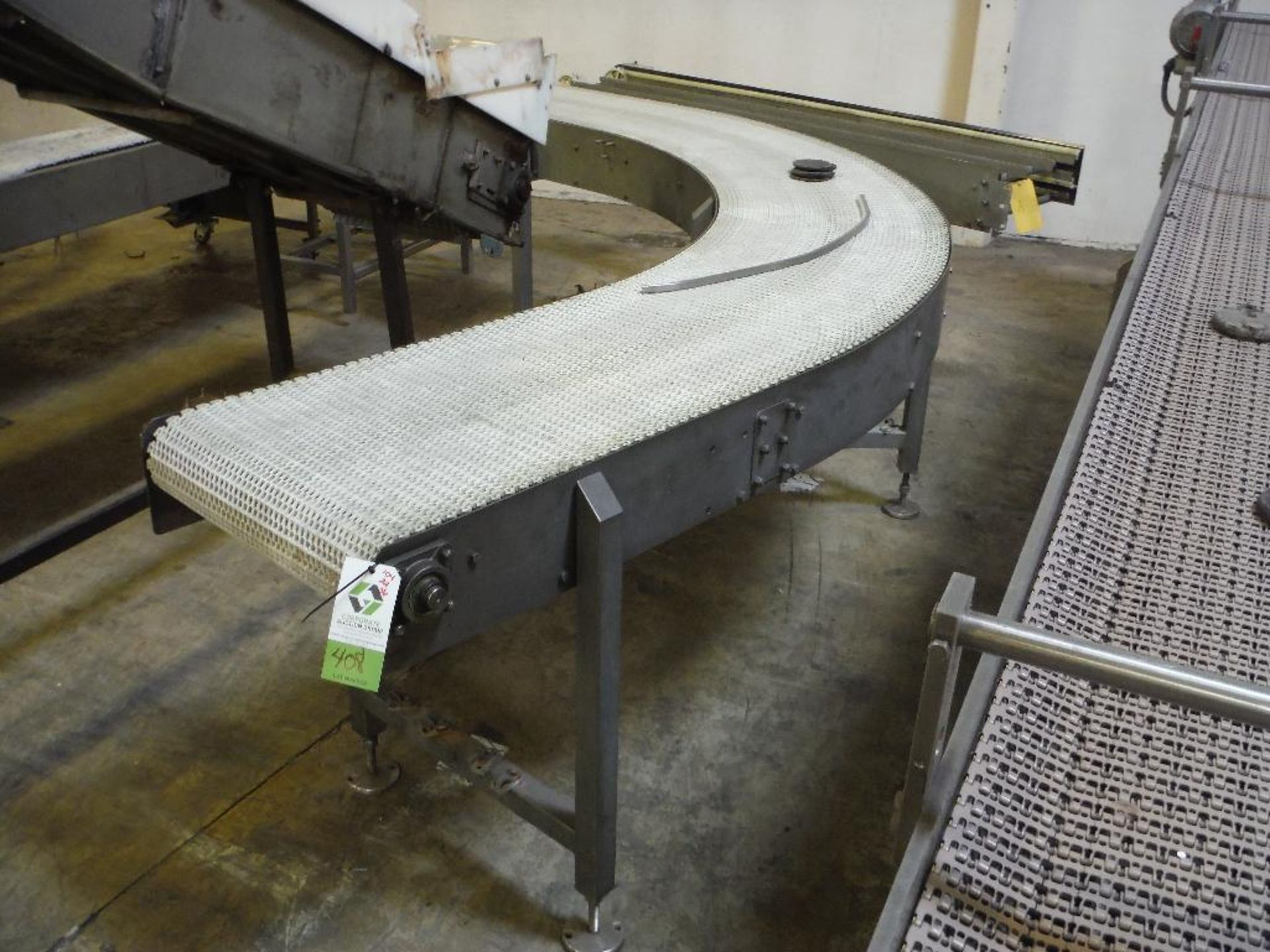 Keenline Y-conveyor with 90 degree belt conveyor, 22 in. wide belt, overall 104 in. long x 36 in. ta