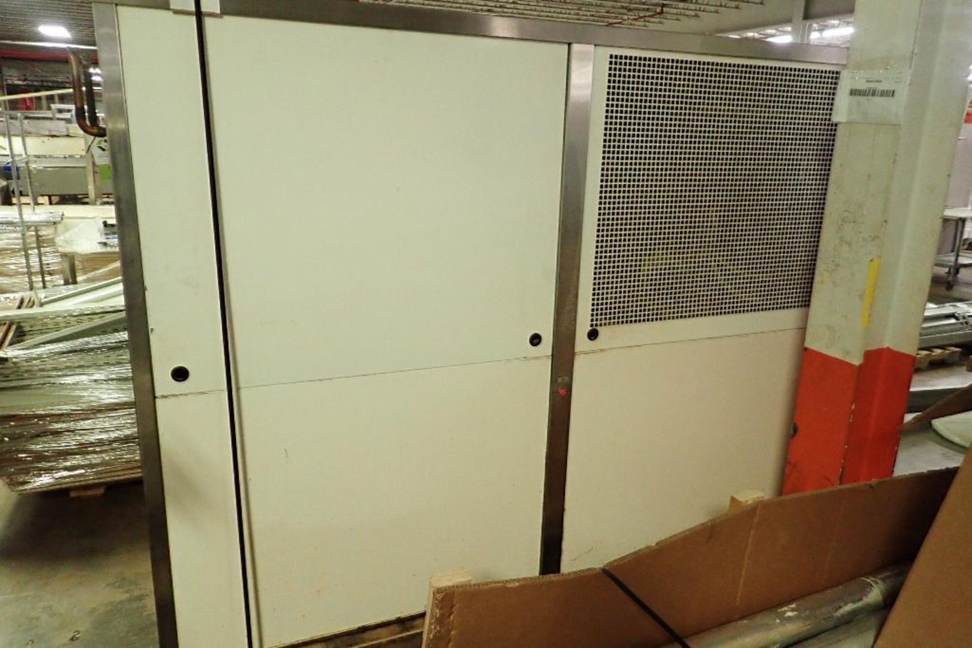 Champion water chiller, Model PCP-1000-140AR, SN 4319/94 **Rigging FEE: $175 ** - Image 3 of 7