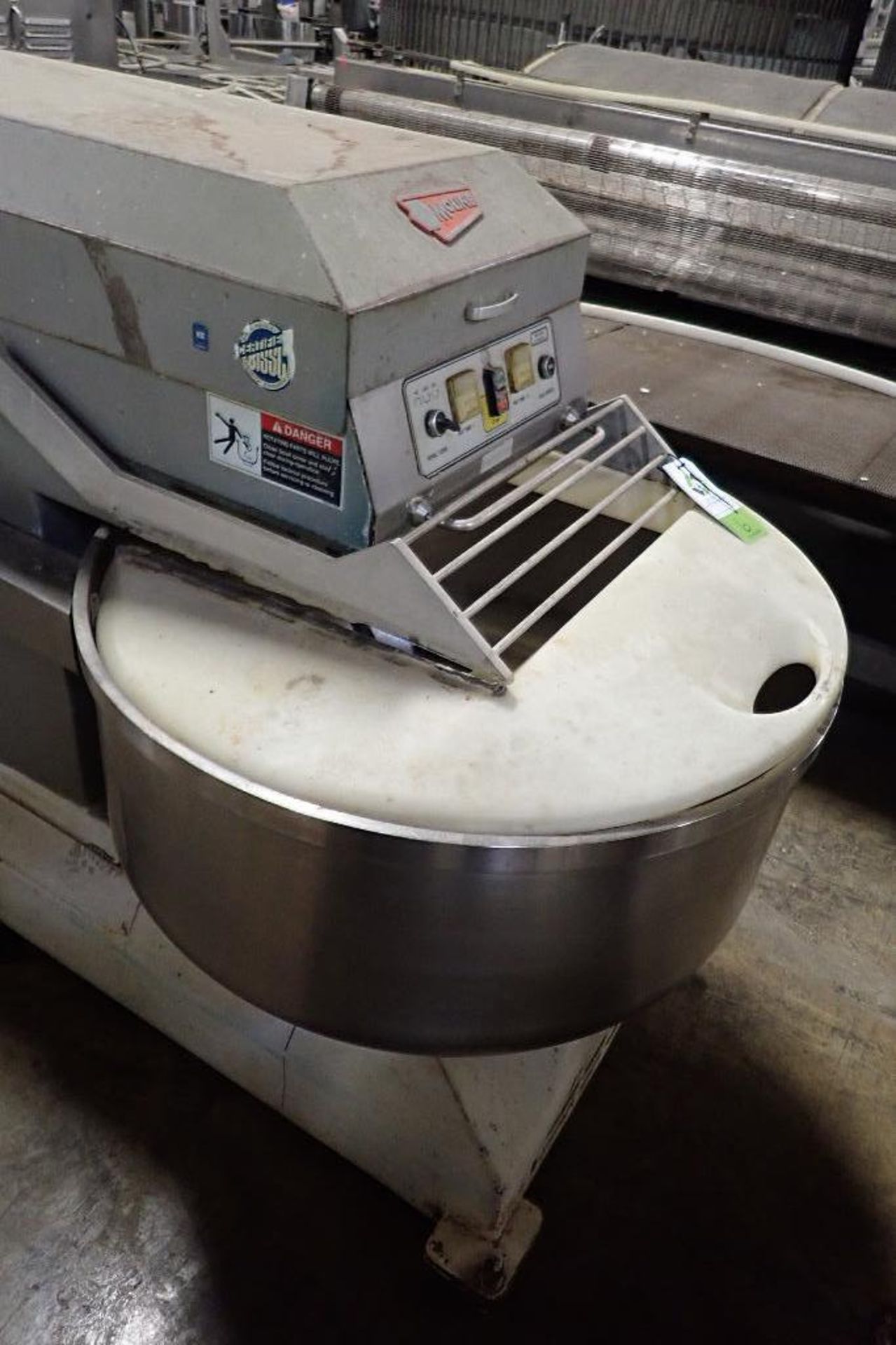 Moline spiral mixer, Model 352BM10562, SN 98-J125839, SS bowl 37 in. dia x 20 in. tall, 3 ph., 208 v - Image 5 of 8