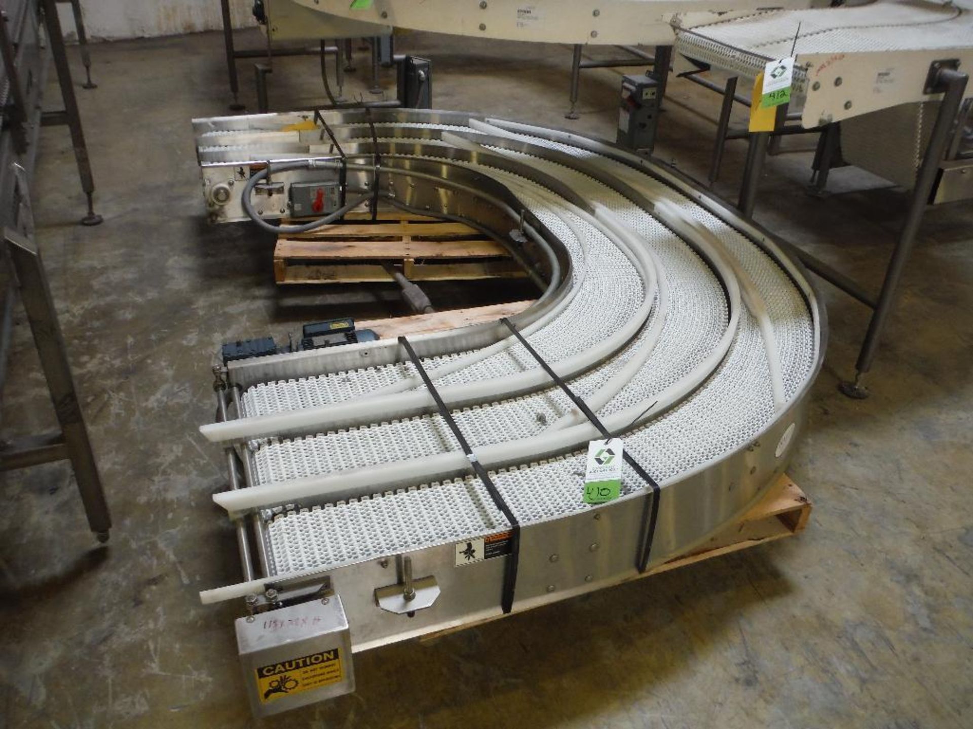 BMI 180 degree 3 lane conveyor, Model 19711, SN 11932-M02, 9 in. wide belts each, overall 118 in. lo