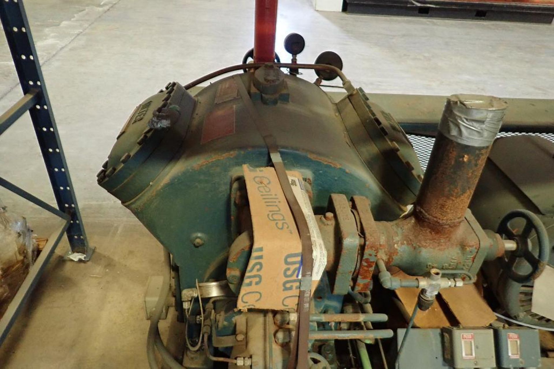 Vilter 2 cylinder reciprocating ammonia compressor, 75 hp, Size: A10K454XLB, SN 63752 **Rigging FEE: - Image 4 of 8