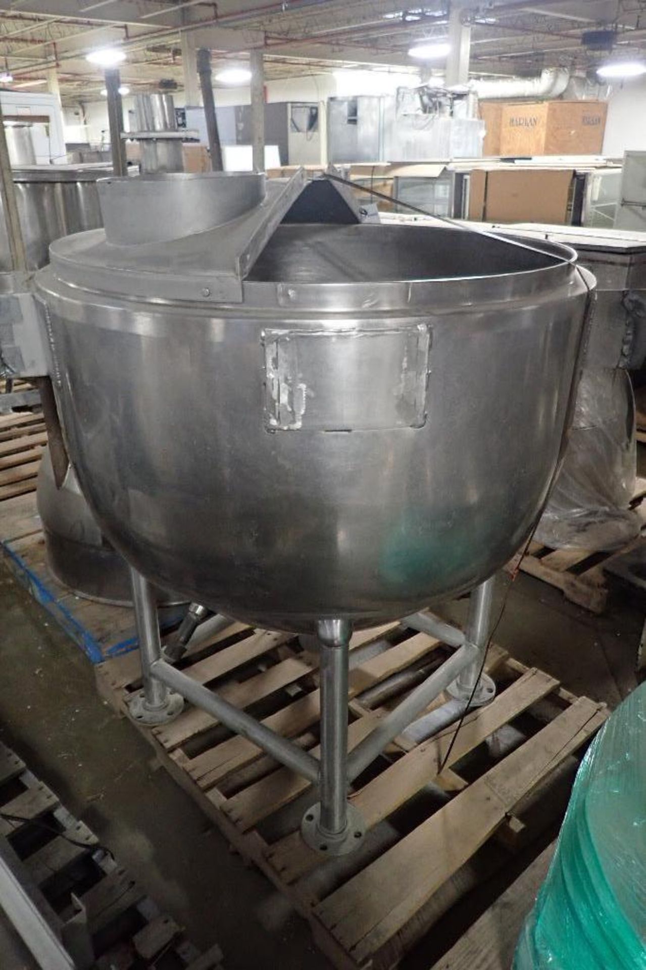 Dover jacketed kettle, Model N150, jacket 15 psi @ 300F, 42 in. dia x 30 in. tall **Rigging FEE: $50