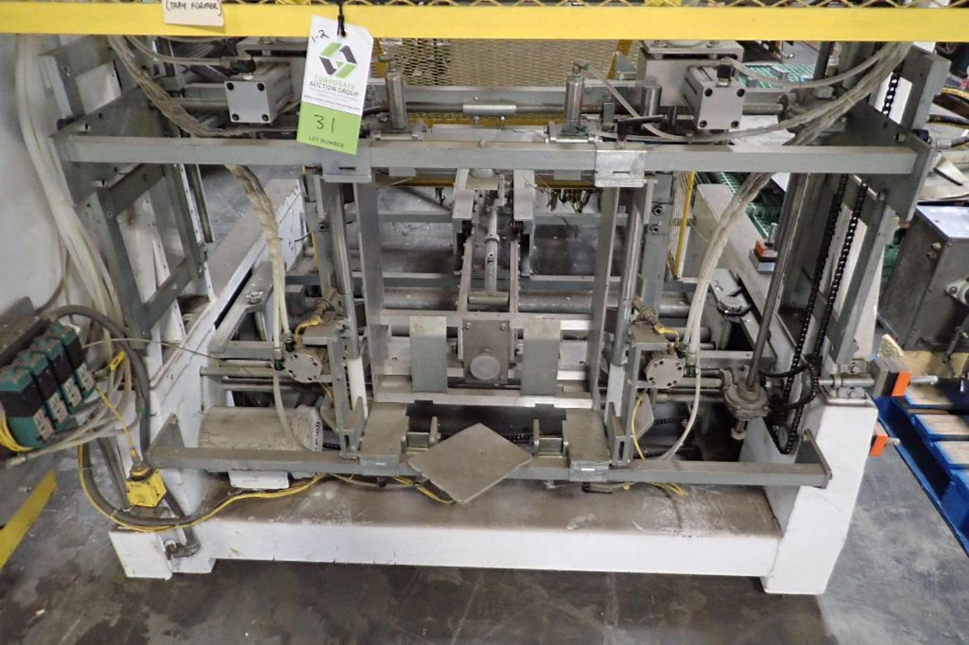 2004 SWF tray former, Model TF600VK, SN SWF10128, (2 skids) **Rigging FEE: $200 ** - Image 10 of 16