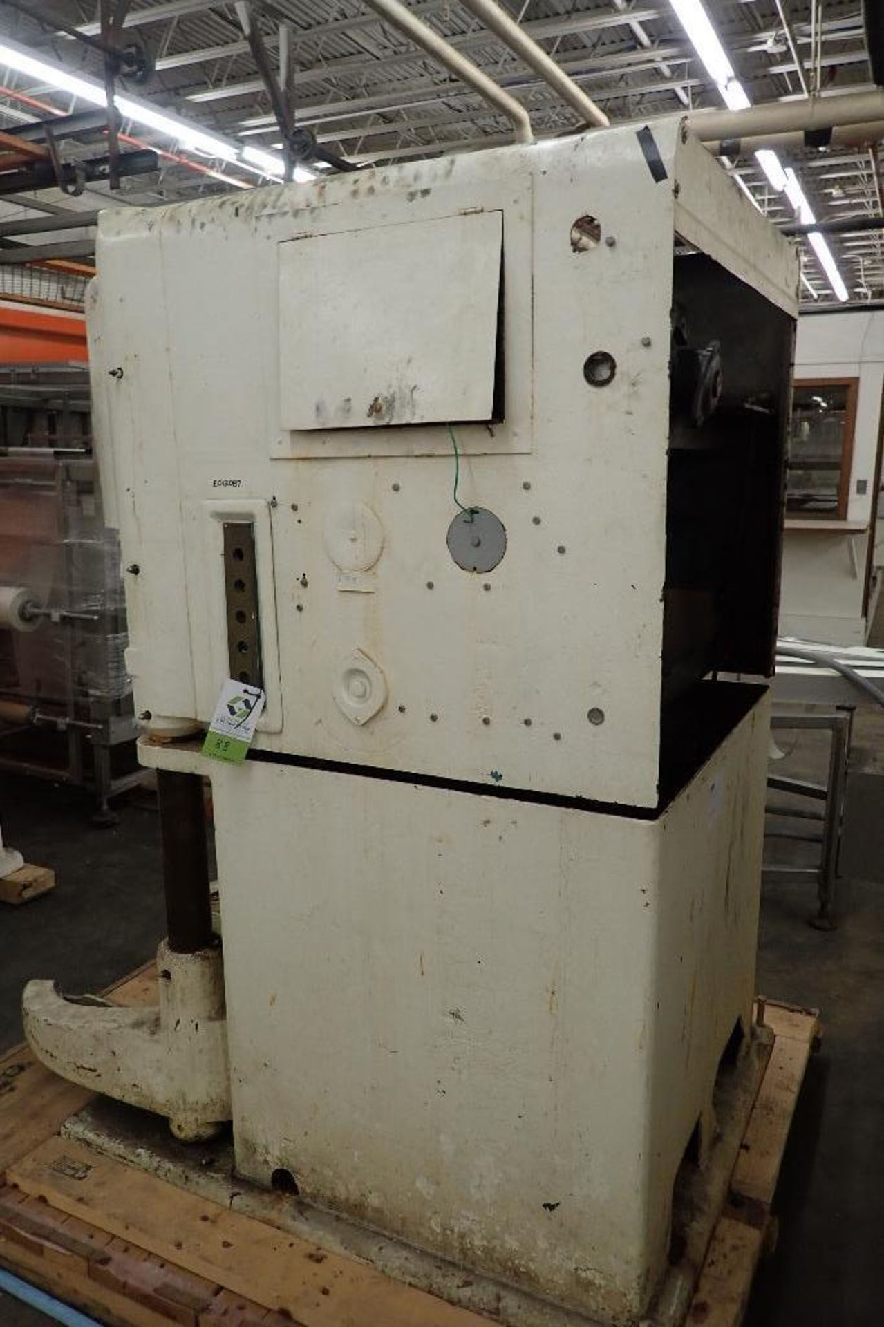 AMF Glen 340 quart mixer, mild steel frame (incomplete) **Rigging FEE: $100 ** - Image 5 of 9